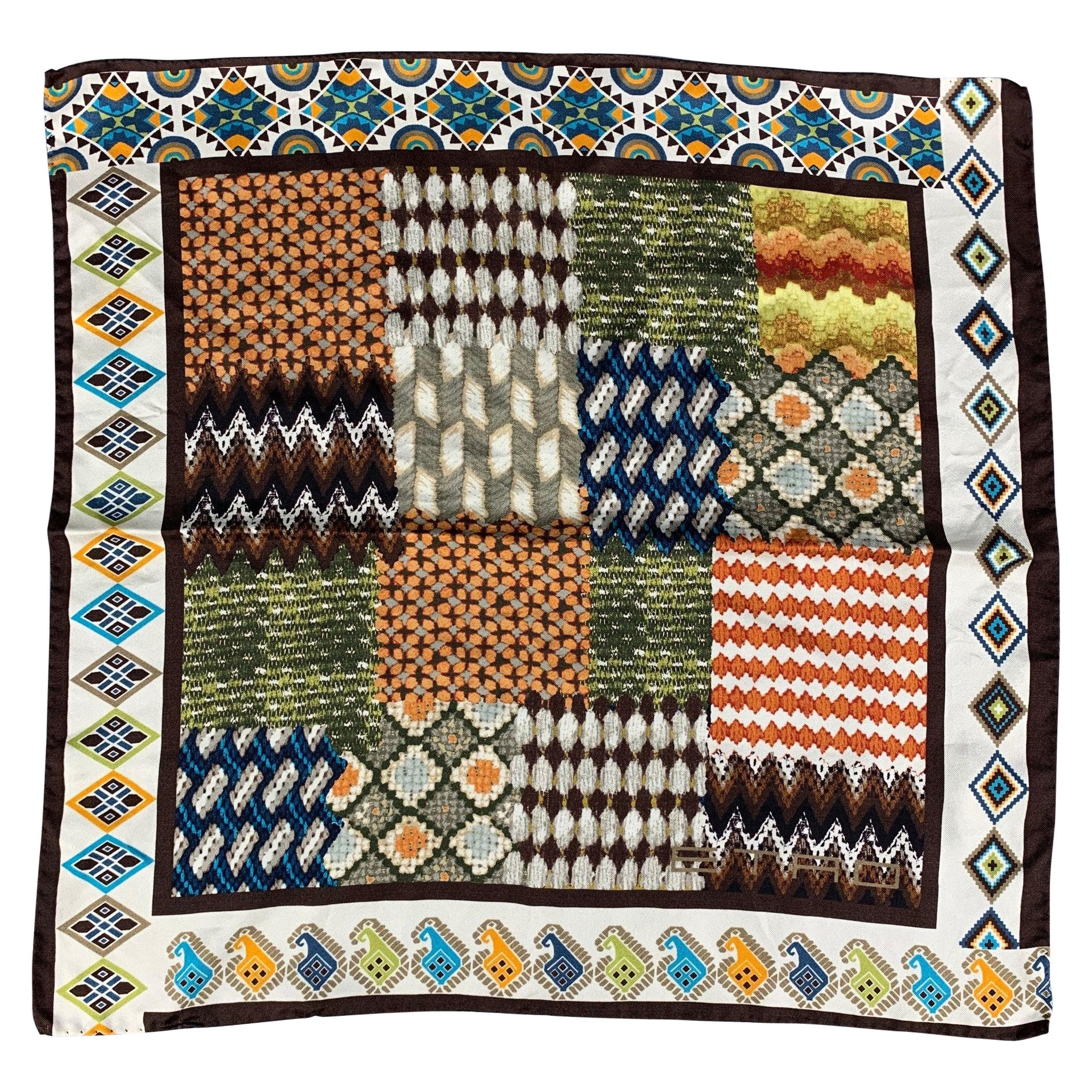 ETRO Brown Multi-Color Mixed Patterns Pocket Square (carré de poche à motifs mélangés) en vente