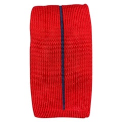 CLAUDE MONTANA cravate en tricot de coton à rayures rouges et bleues