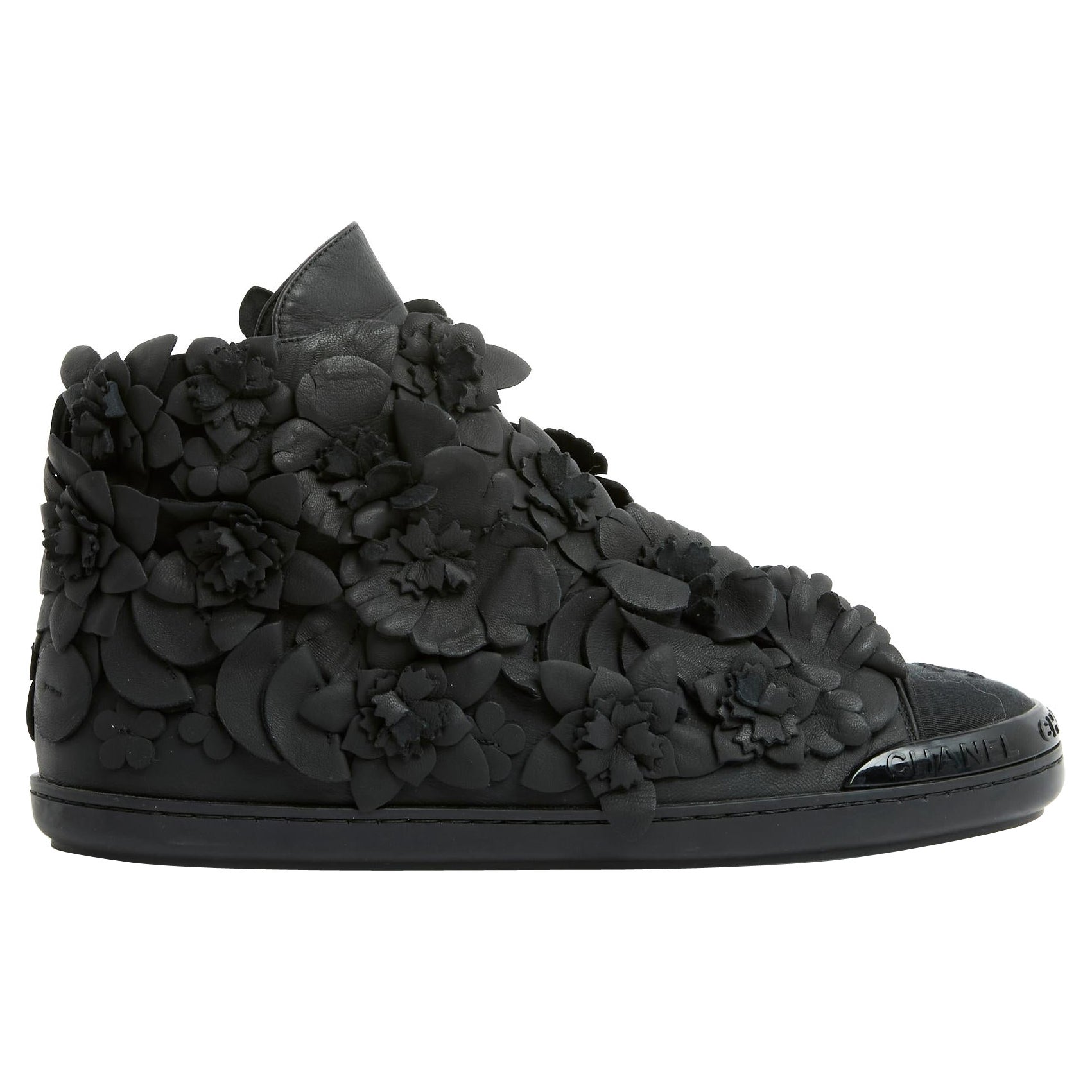 Chanel Shoes Sneakers EU38 Black Leather Camelia