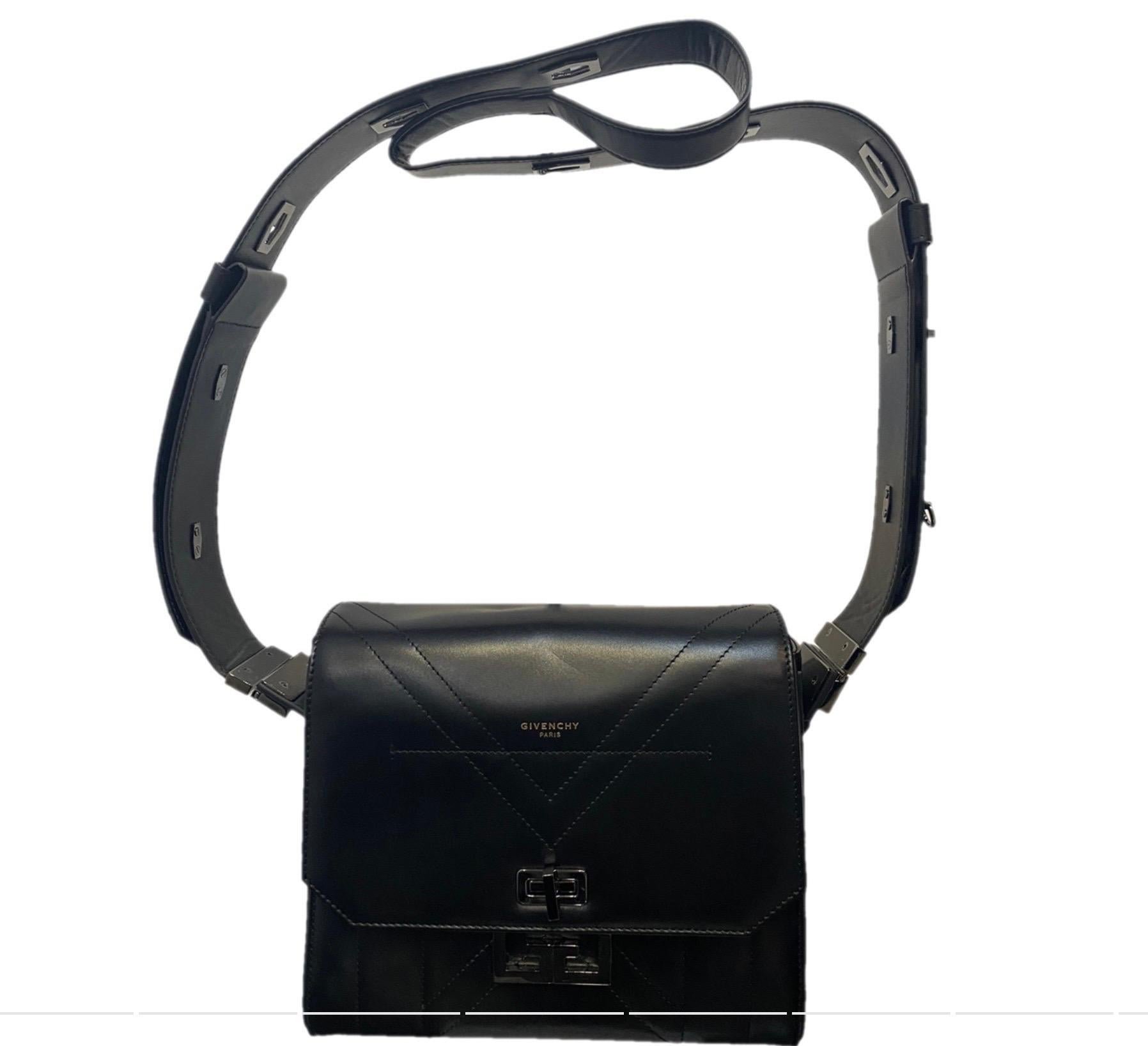 Givenchy Eden Black leather Shoulder Bag For Sale