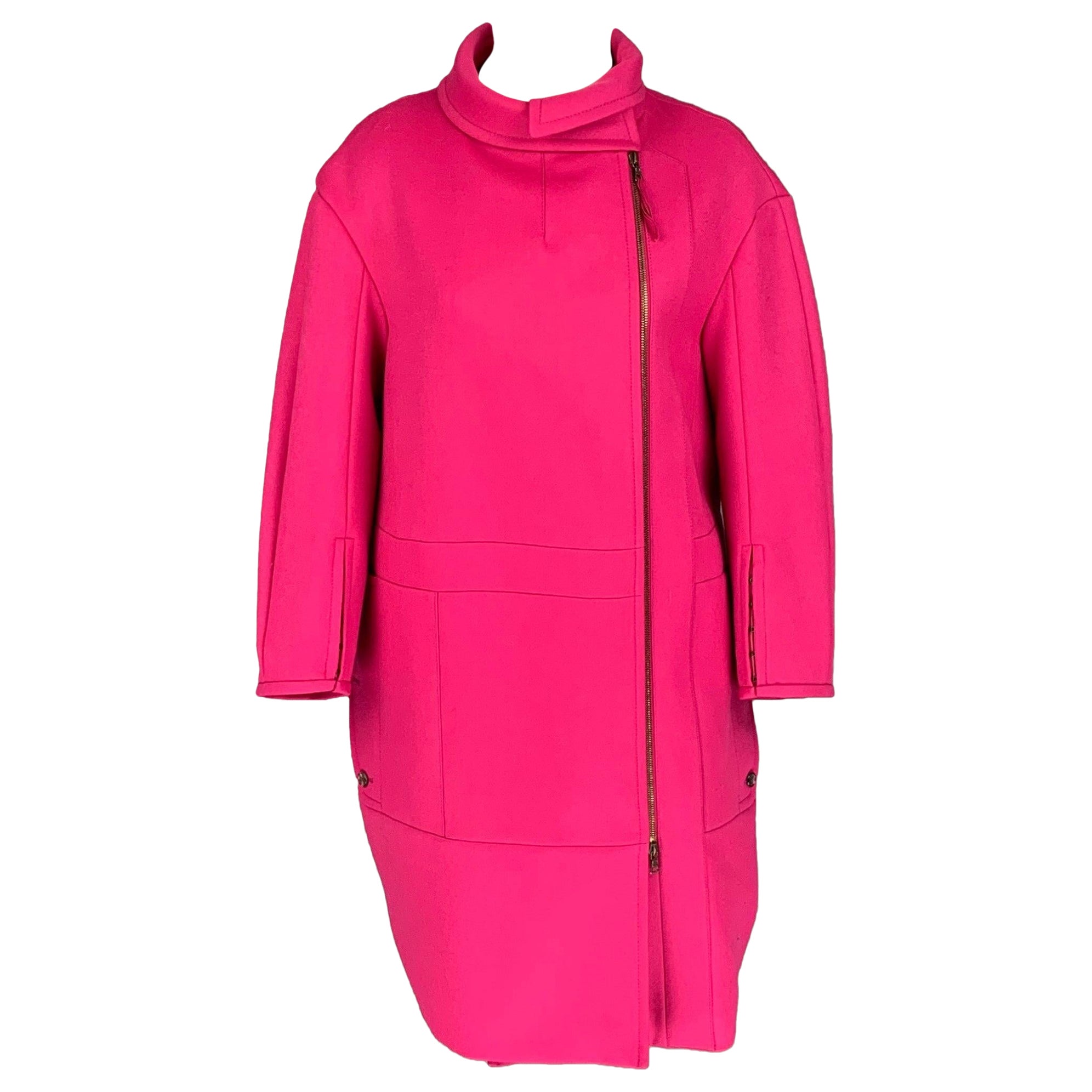 NINA RICCI Size 6 Pink Wool Solid Zip Up Coat For Sale