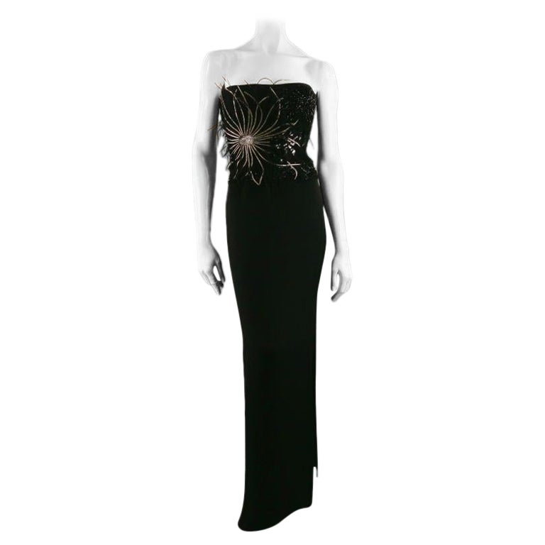 RICHARD TYLER Size 10 Black Jersey Strapless Bead Embroidered Gown/Evening Wear For Sale
