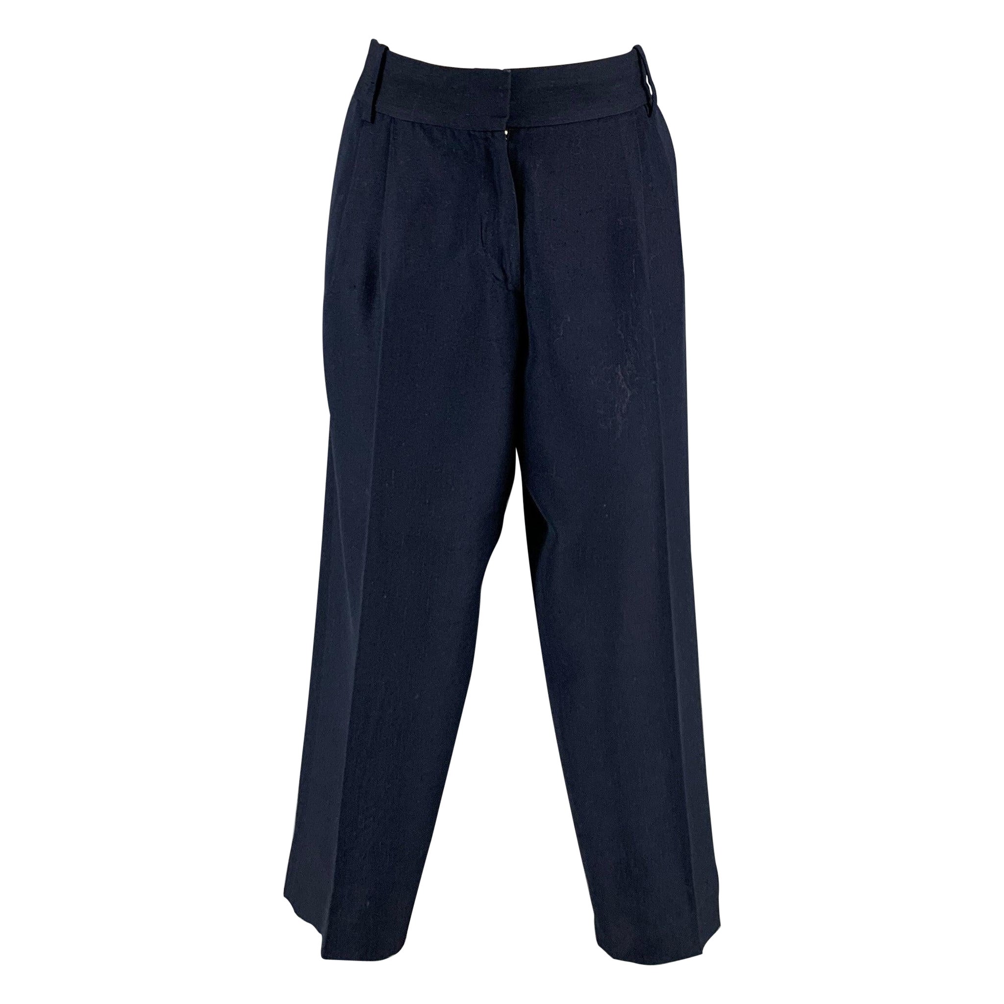 MARC JACOBS Size 8 Navy Silk Cropped Dress Pants For Sale