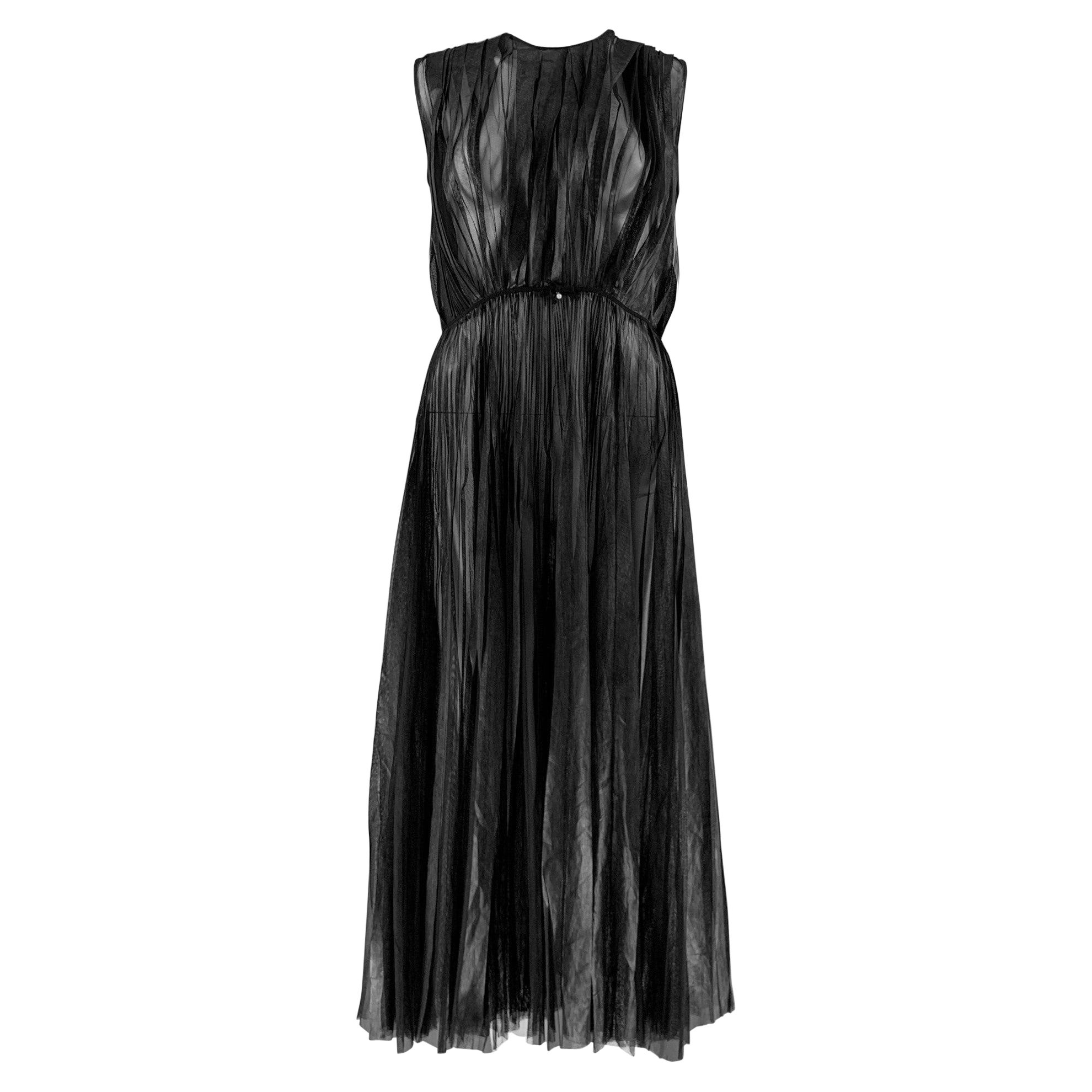 GUCCI Size 6 Black Polyester Pleated A-Line Dress For Sale