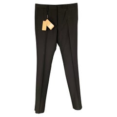 Burberry Taille 32 Pantalon habillé en laine vierge noire à devant plat