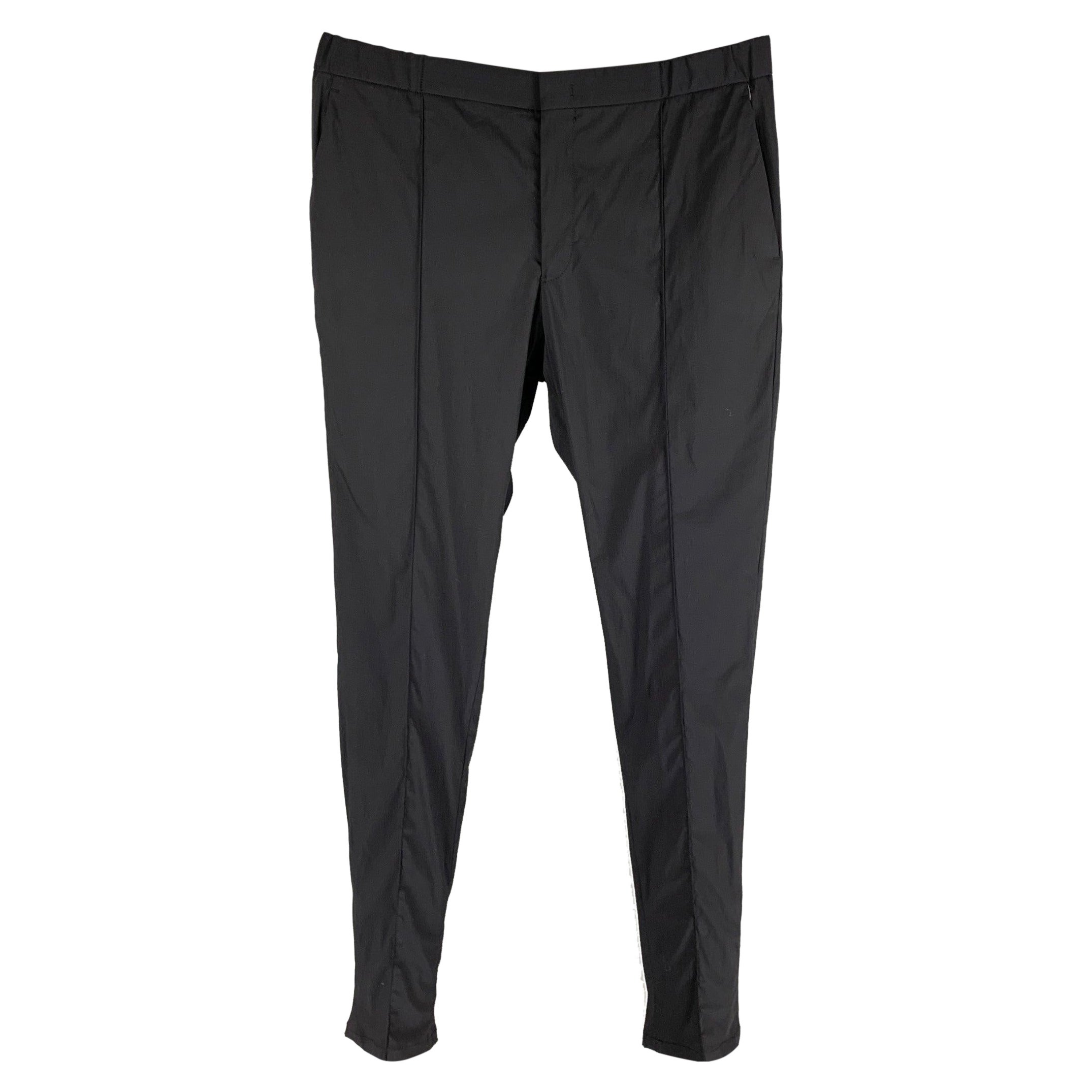 GIORGIO ARMANI - Pantalon à ceinture élastique en laine mélangée bleu marine, taille 34 en vente