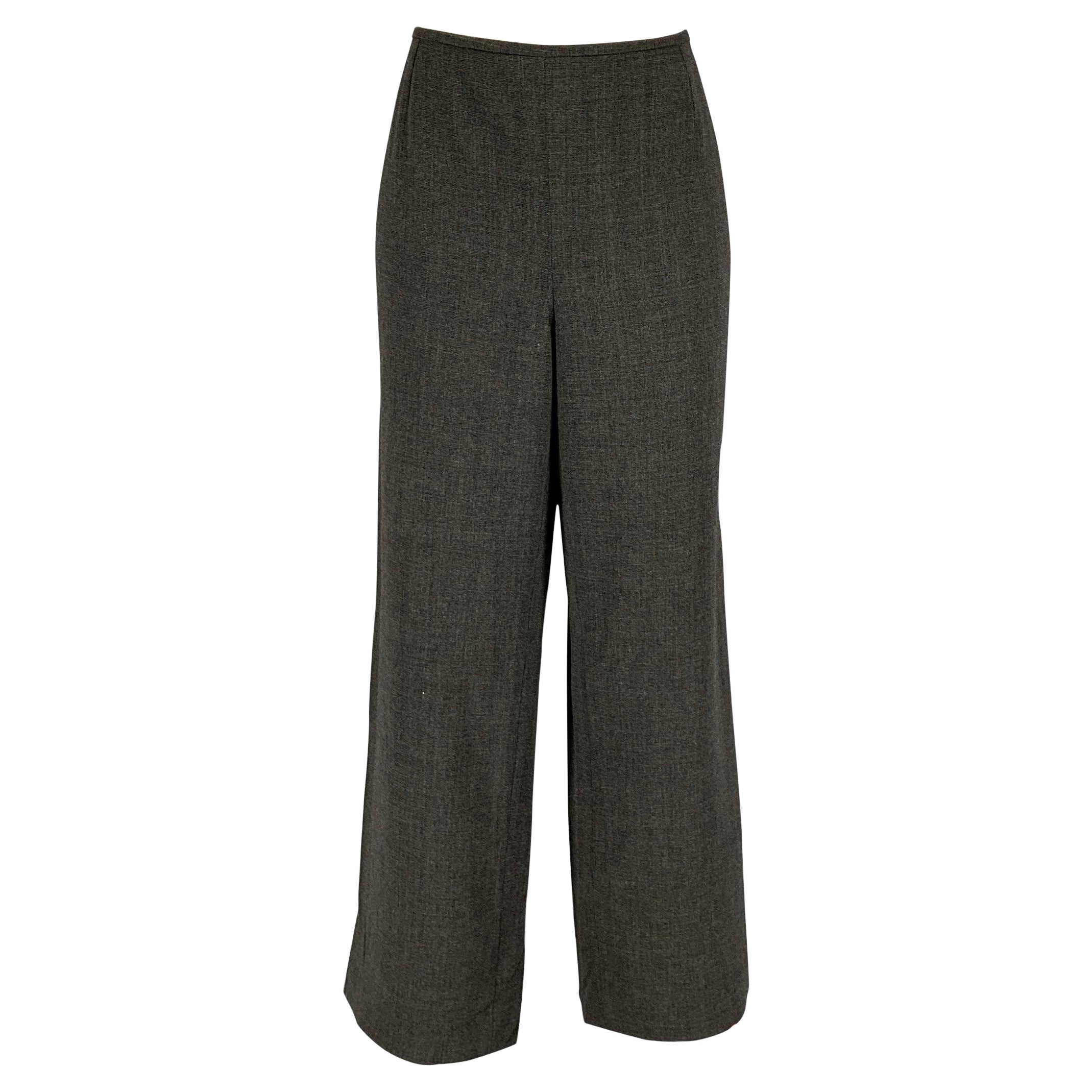 ARMANI COLLEzioni - Pantalon taille basse en laine et polyamide gris texturé, taille 12 en vente