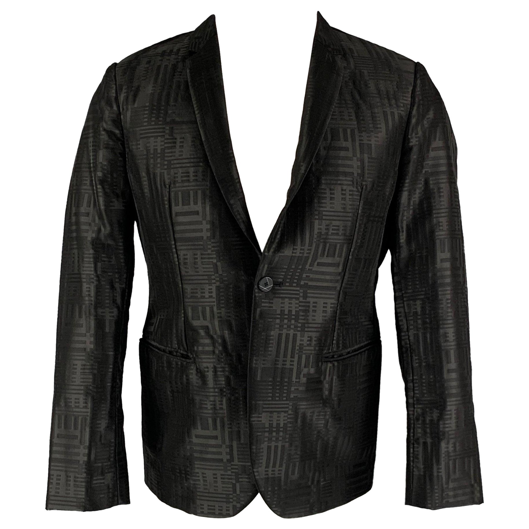EMPORIO ARMANI Taille 38 Manteau de sport à revers échancré en laine mélangée jacquard noire en vente