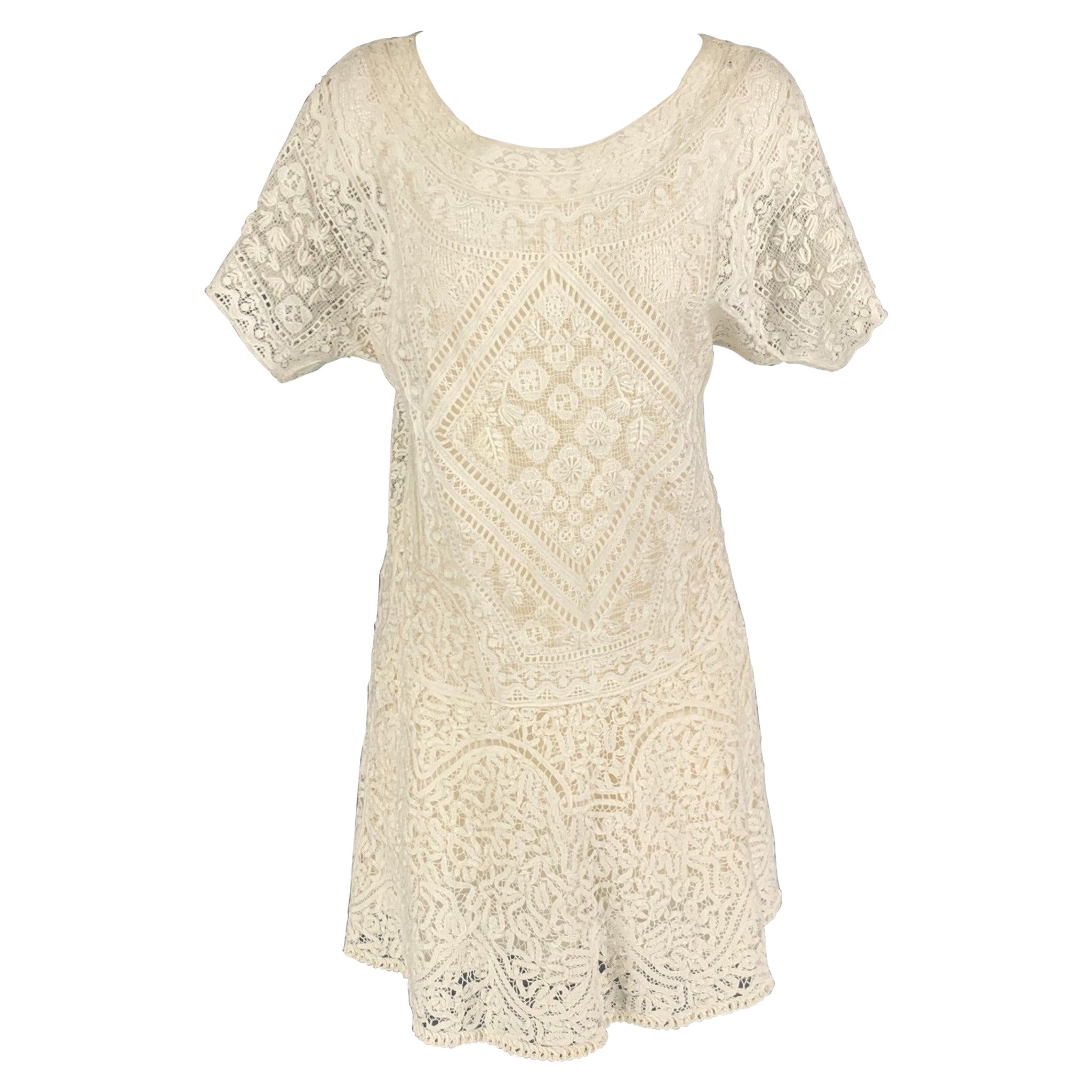RALPH LAUREN Collection Size M White Cotton Crochet Short Dress For Sale