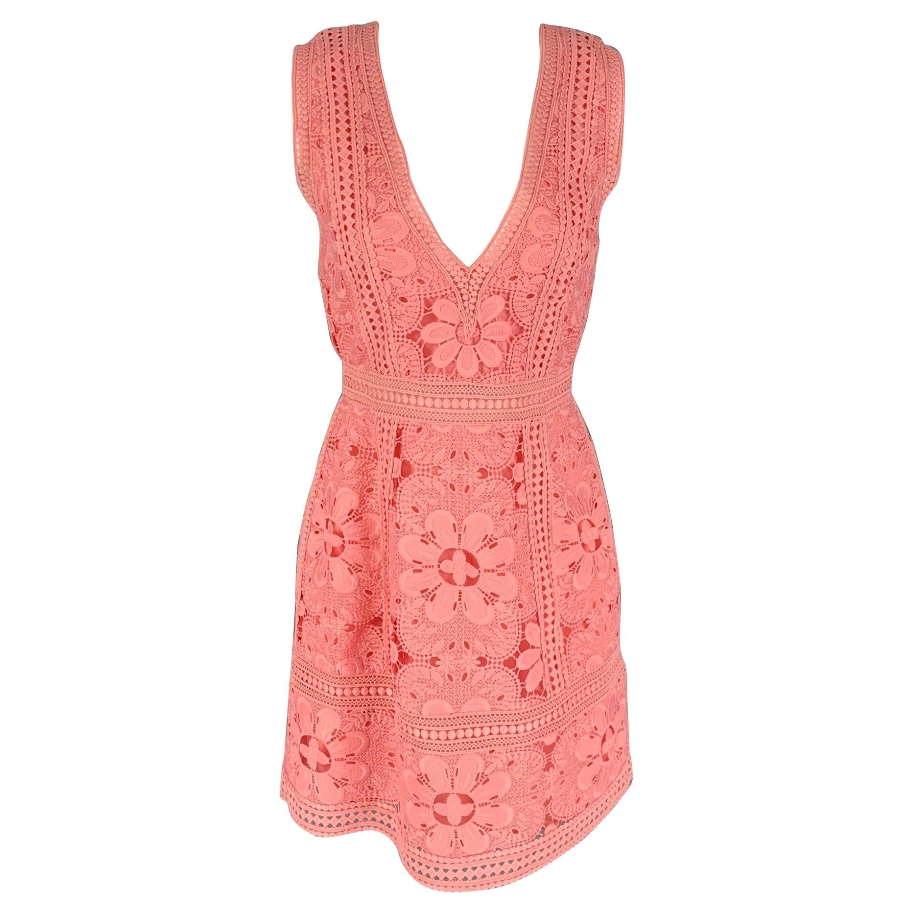 ALICE + OLIVIA Size 6 Rose Polyester Lace A-Line Dress For Sale
