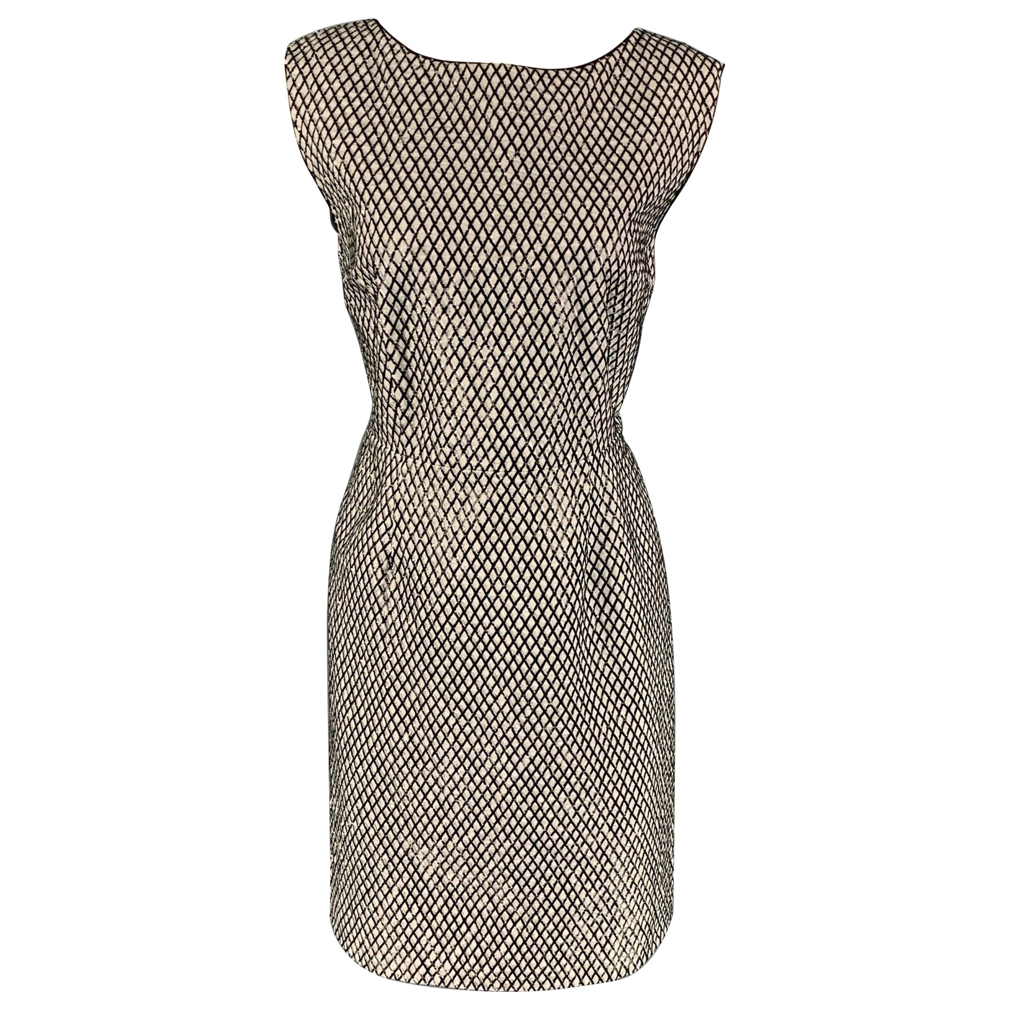 MARC JACOBS Size 12 Grey & Black Silk Beaded Shift Dress For Sale