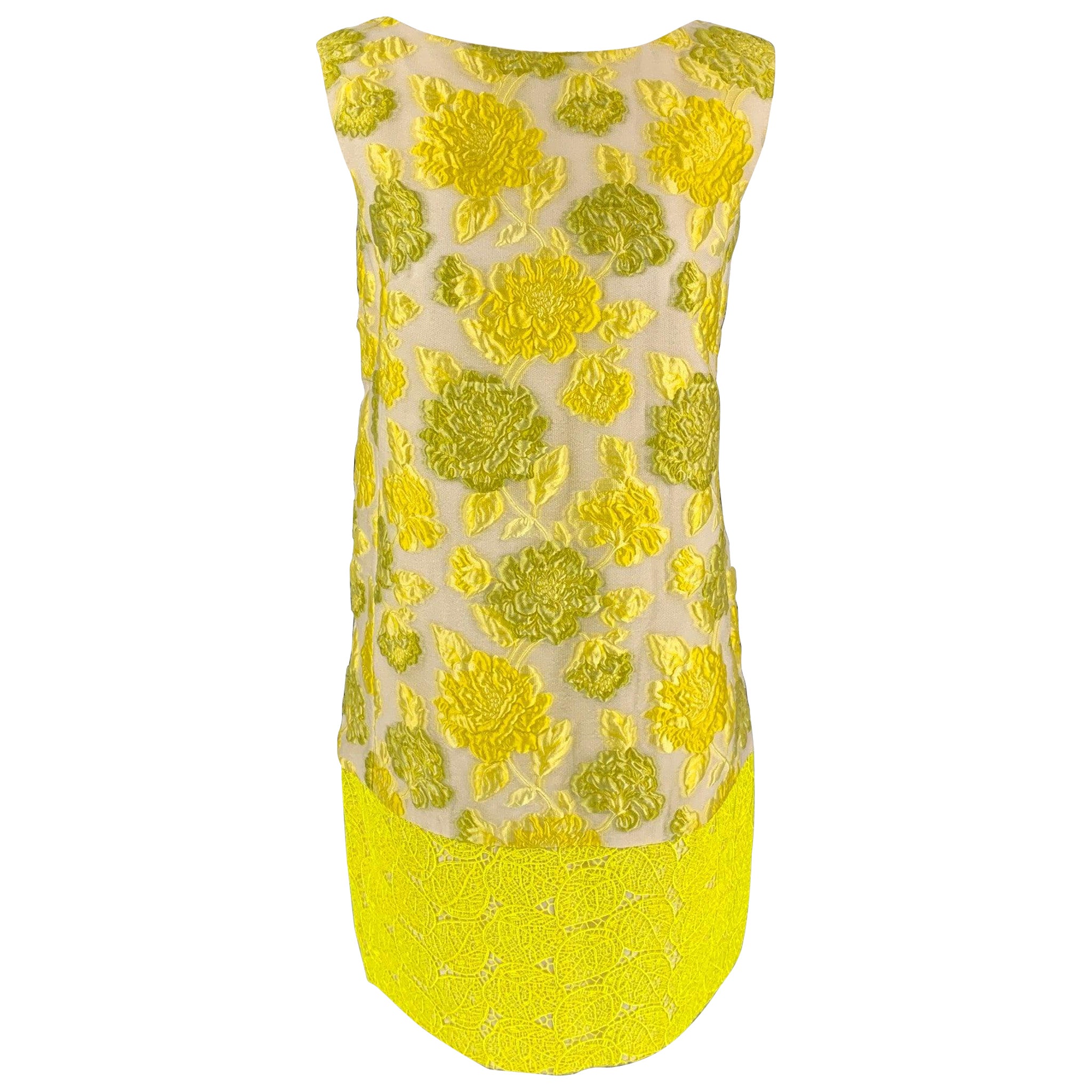 GIAMBATTISTA VALLI - Robe en dentelle jacquard mélangée polyester jaune et beige, taille S en vente