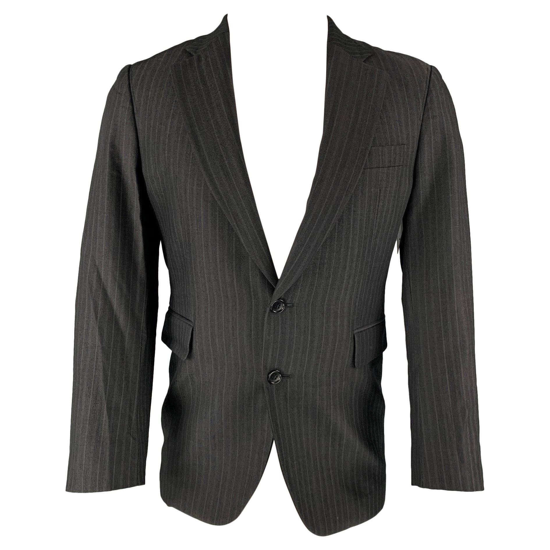 Costume National Taille 38 Manteau de sport en laine mélangée à rayures noires à revers échancré en vente