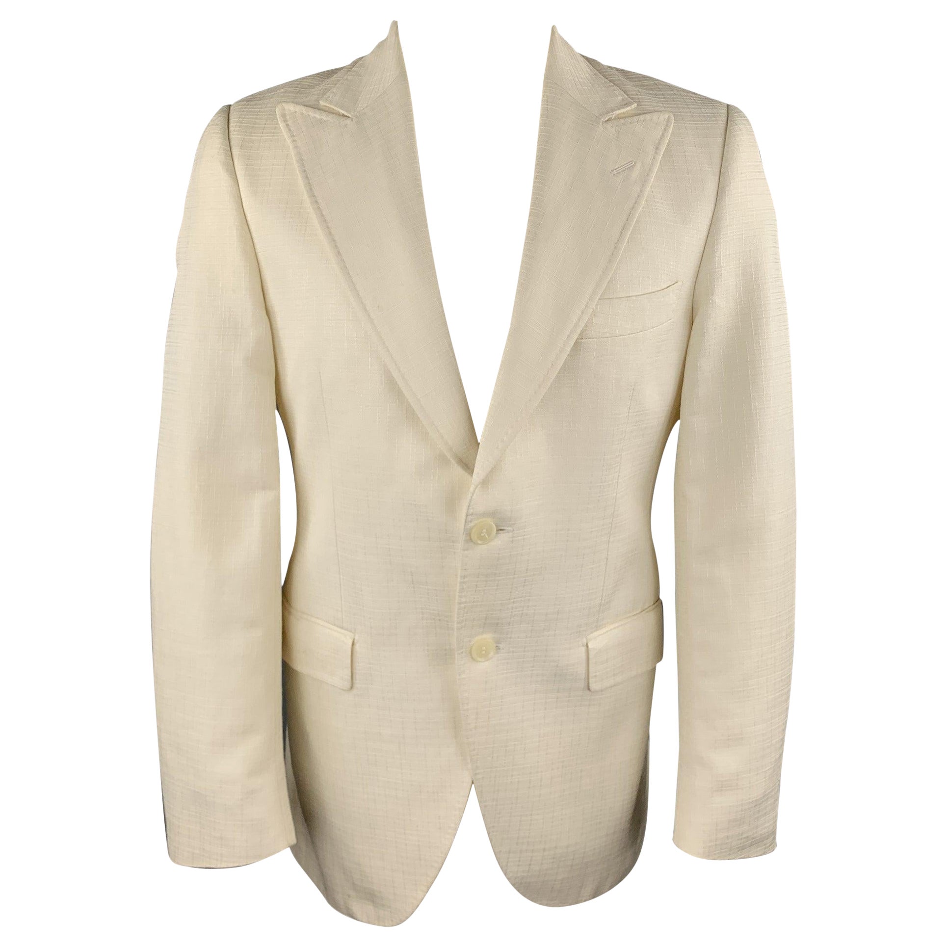 DOLCE & GABBANA Size 40 Cream Textured Cotton / Silk Peak Lapel Sport Coat For Sale