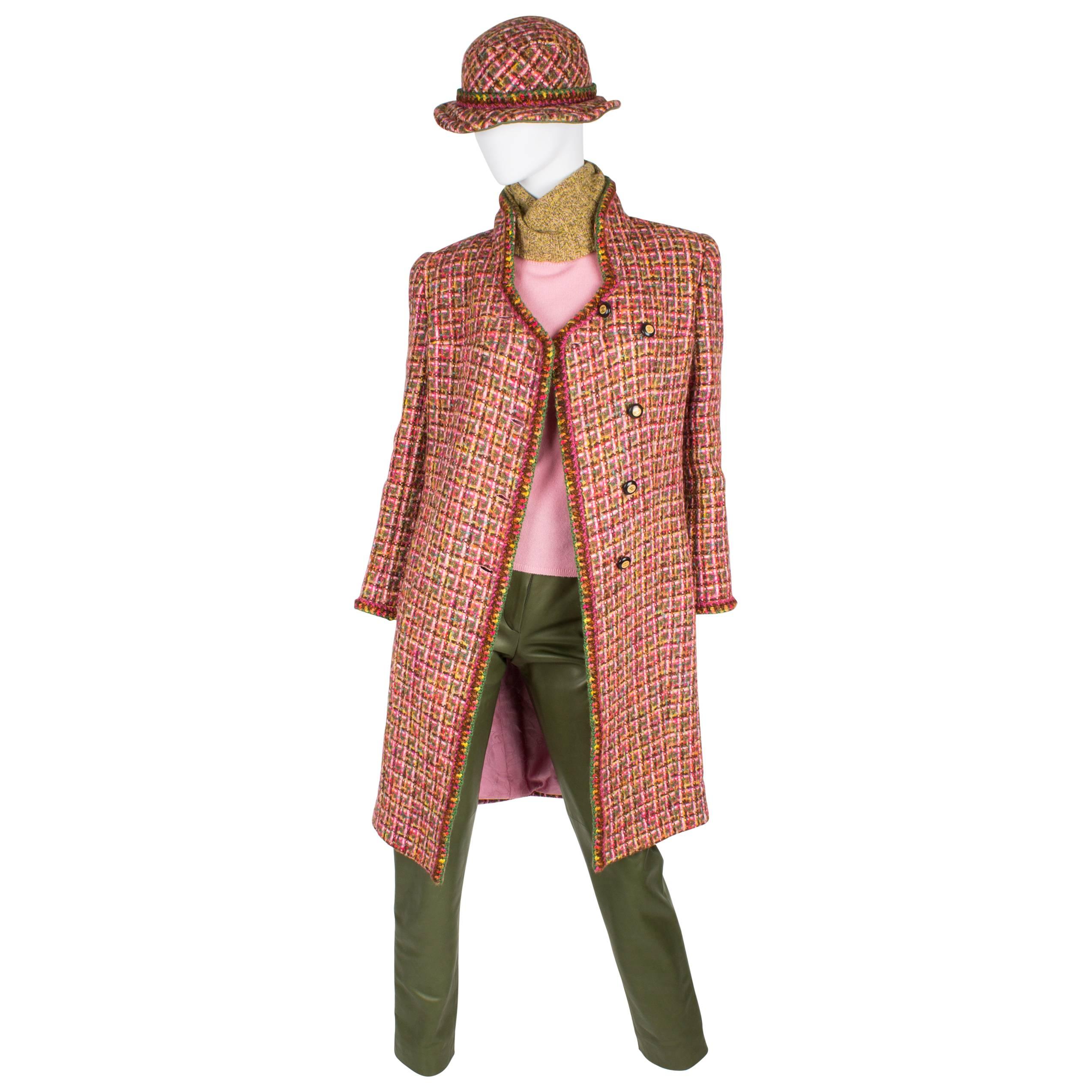 Chanel 4-pcs Suit Coat, Hat, Pants & Top - pink/green bouclé 2001