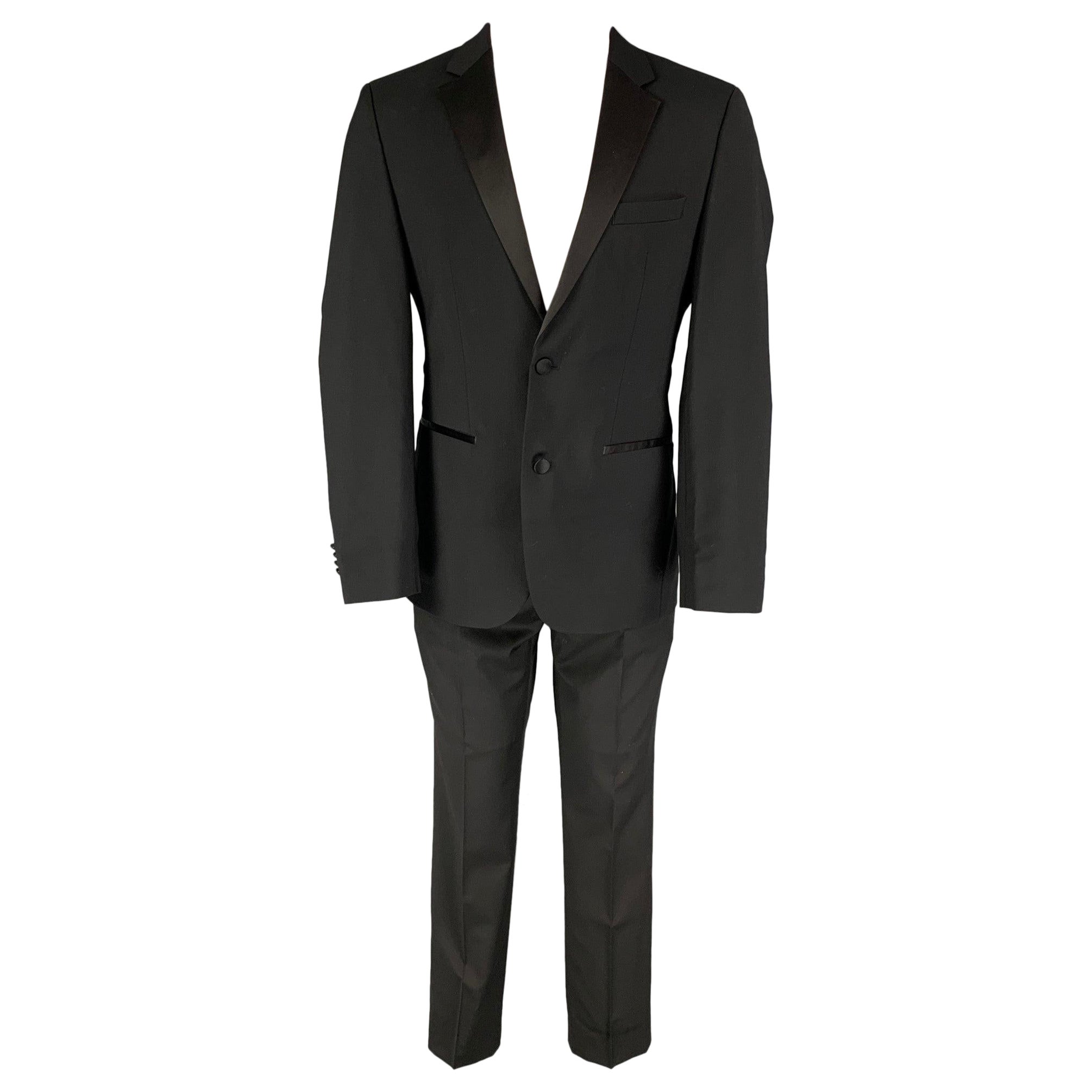 CALVIN KLEIN COLLECTION Size 36 Black Wool Notch Lapel Tuxedo Suit For Sale