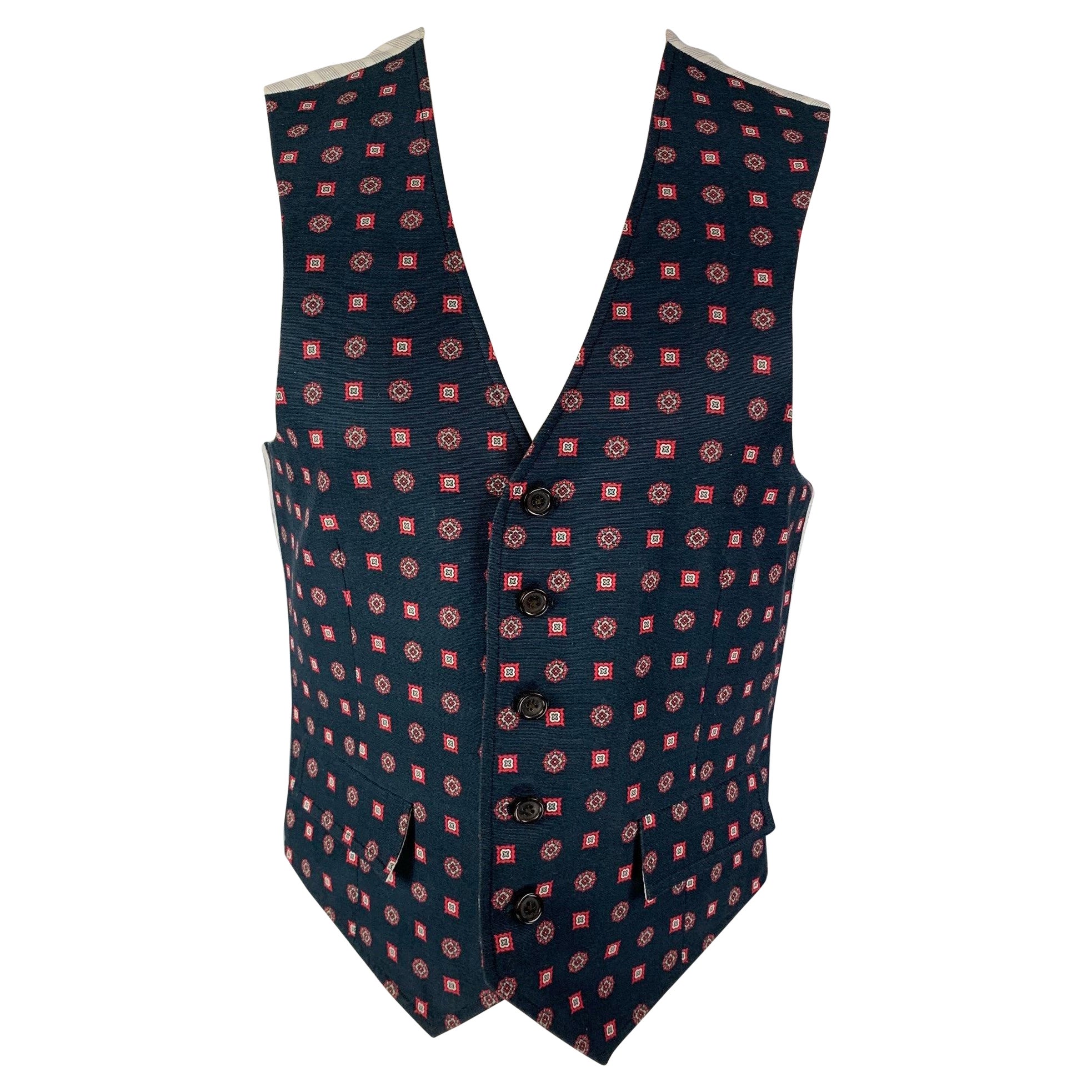 BLACK FLEECE Size 36 Navy Red Cotton Viscose Buttoned Vest For Sale