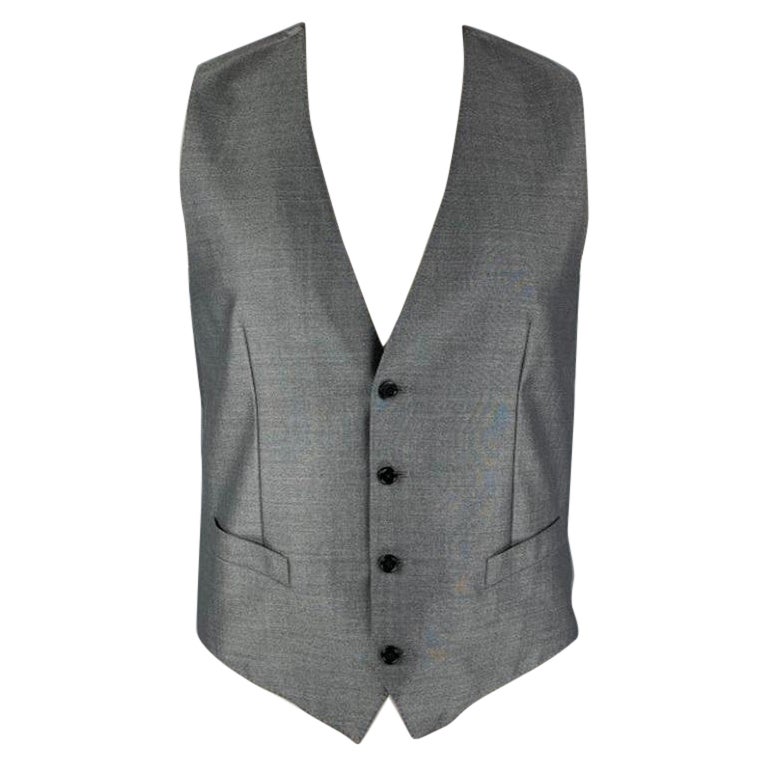 DOLCE & GABBANA Size 40 Grey Solid Wool &  Silk Buttoned Vest For Sale