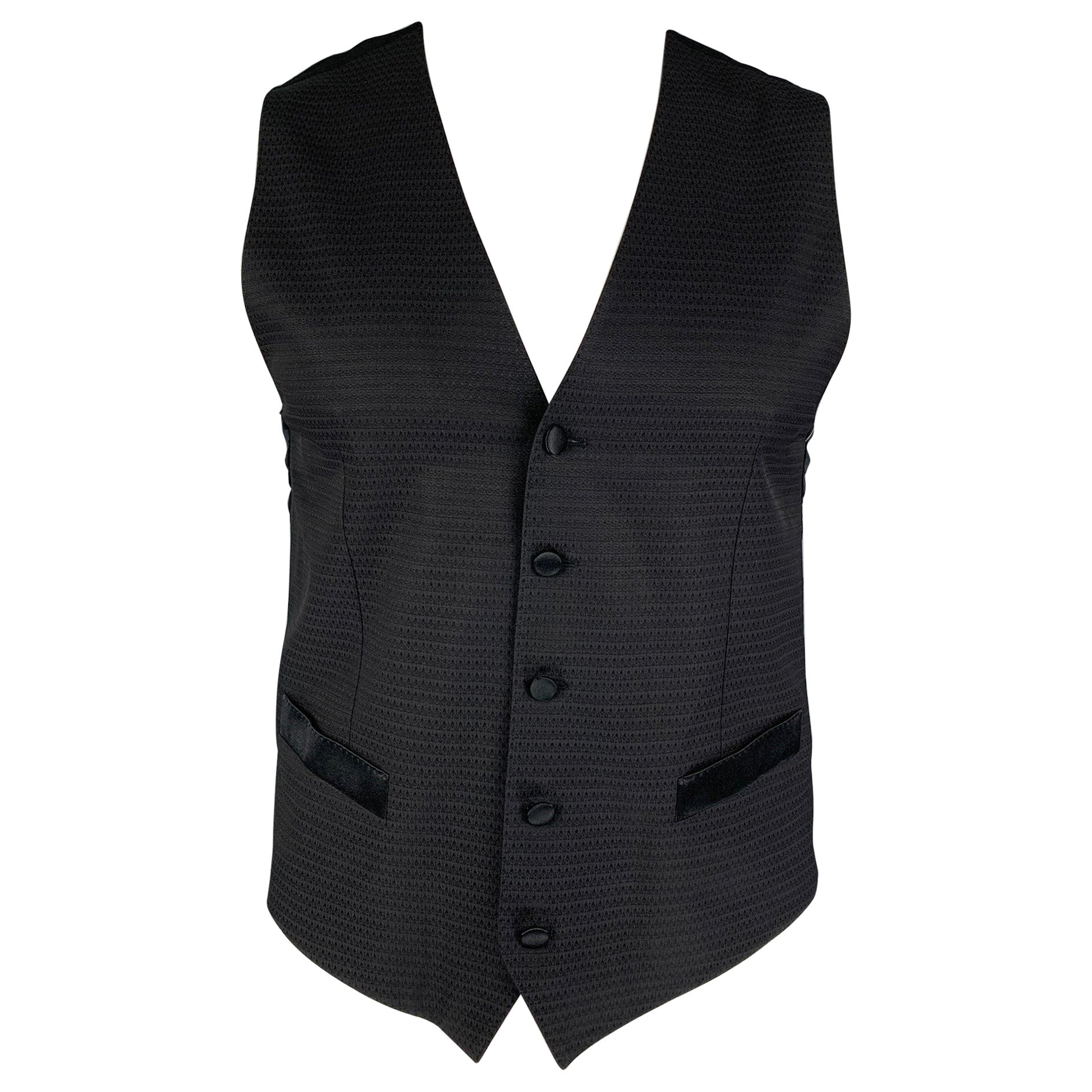 DOLCE & GABBANA Size 42 Black Jacquard Wool Blend Buttoned Vest For Sale