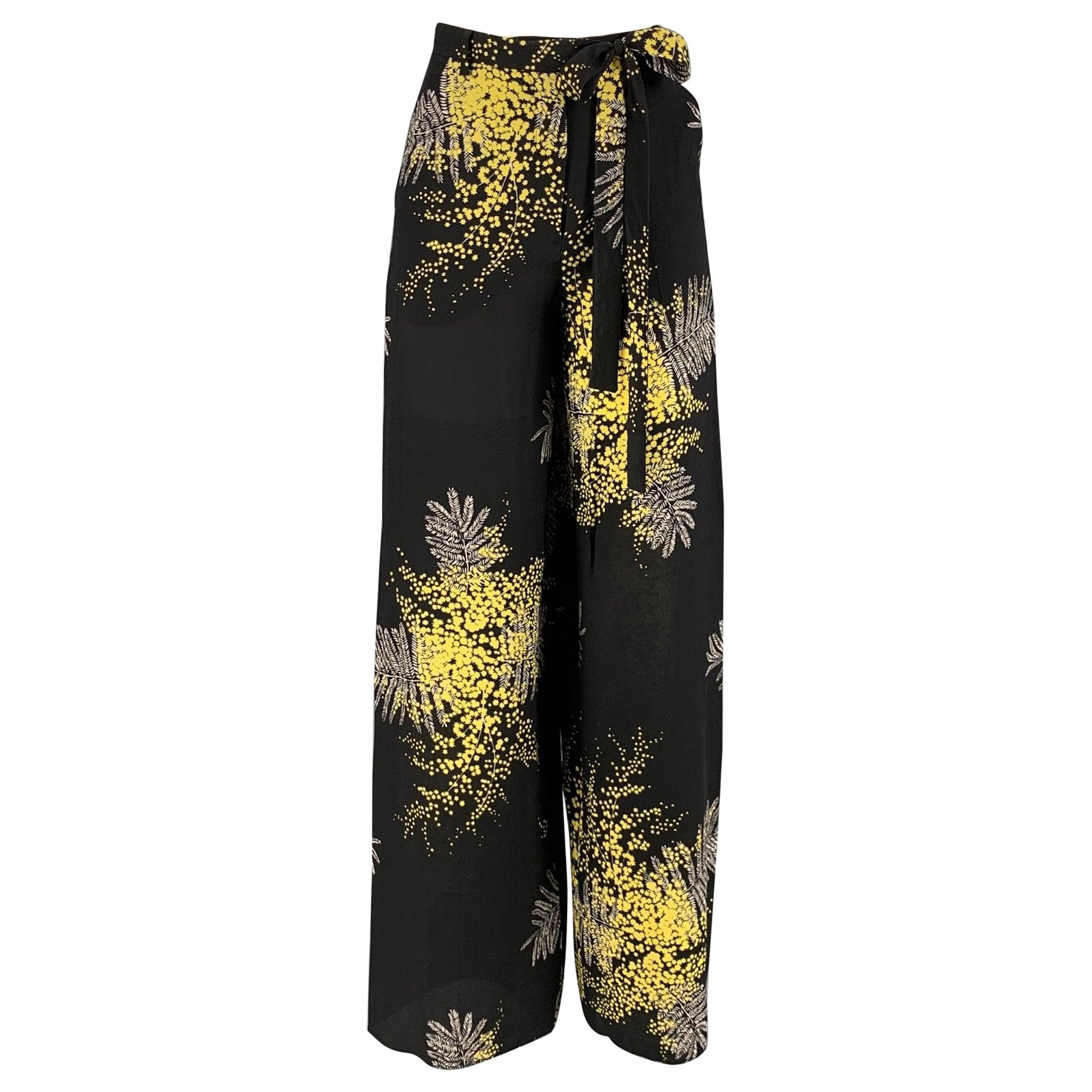 VALENTINO Size 00 Black Yellow Silk Floral Wide Leg Casual Pants For Sale