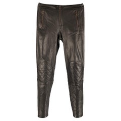 ALEXANDER MCQUEEN Talla XS Pantalón casual de cuero negro sólido con cremallera