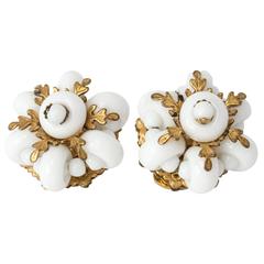 Vintage 50s Kramer White Glass and Rhinestones Flower Earrings