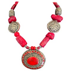 LB offers a Tribal Tibetan Coral Silver pendant Coral Glass Silver necklace
