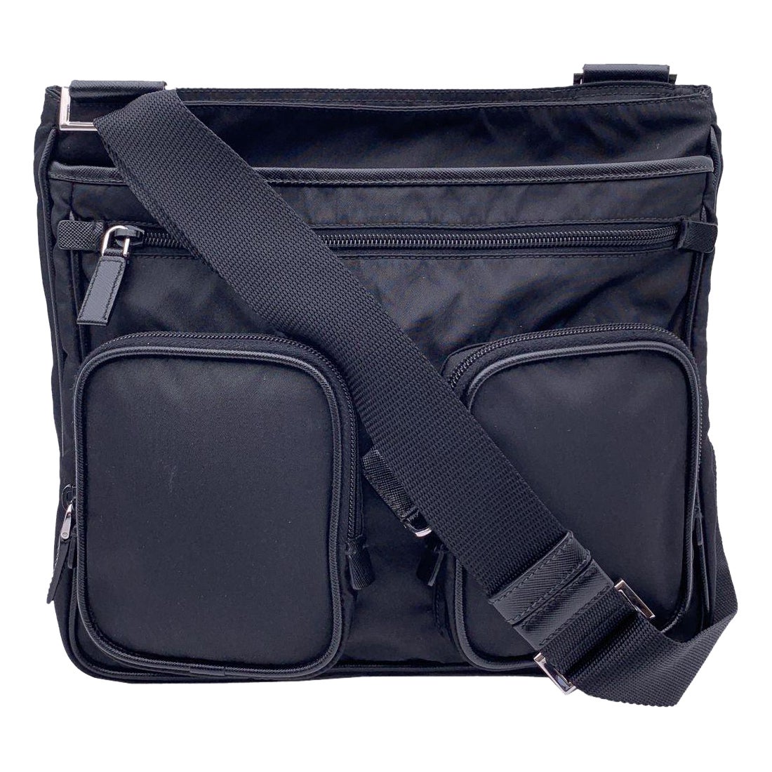 Prada Black Nylon Canvas Double Pockets Crossbody Messenger Bag en vente