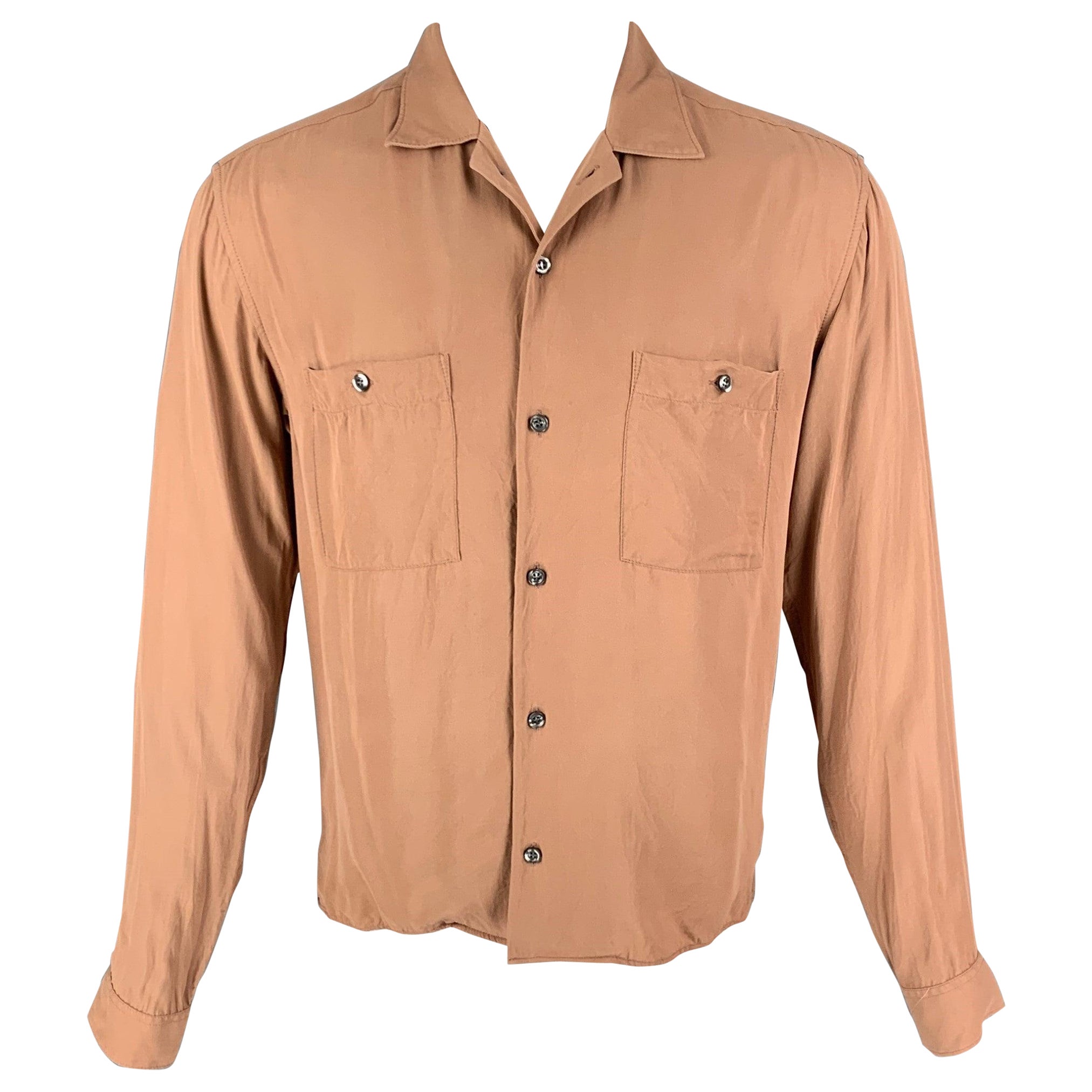 EMPORIO ARMANI, chemise à manches longues mauve non listée avec boutons, taille M en vente
