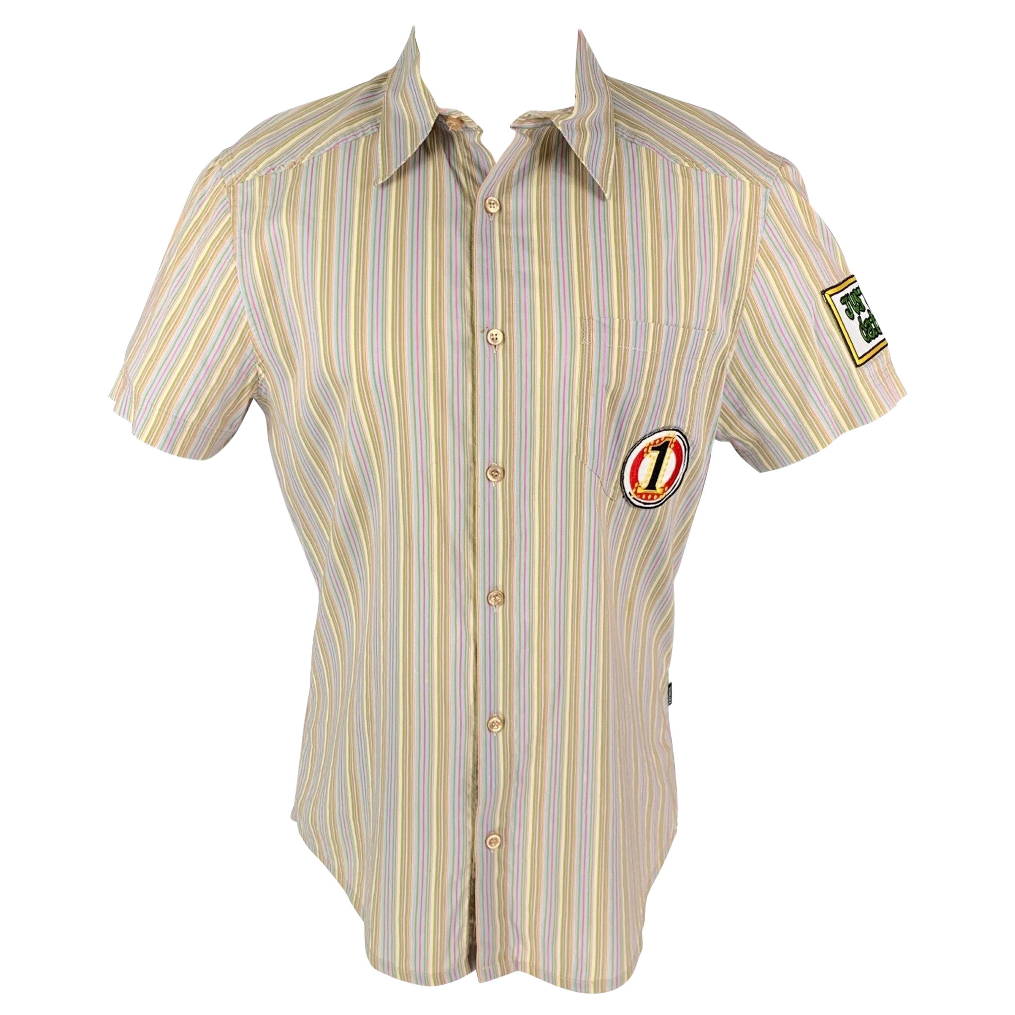 VERSACE JEANS COUTURE, chemise à manches courtes en coton à rayures multicolores, taille M en vente