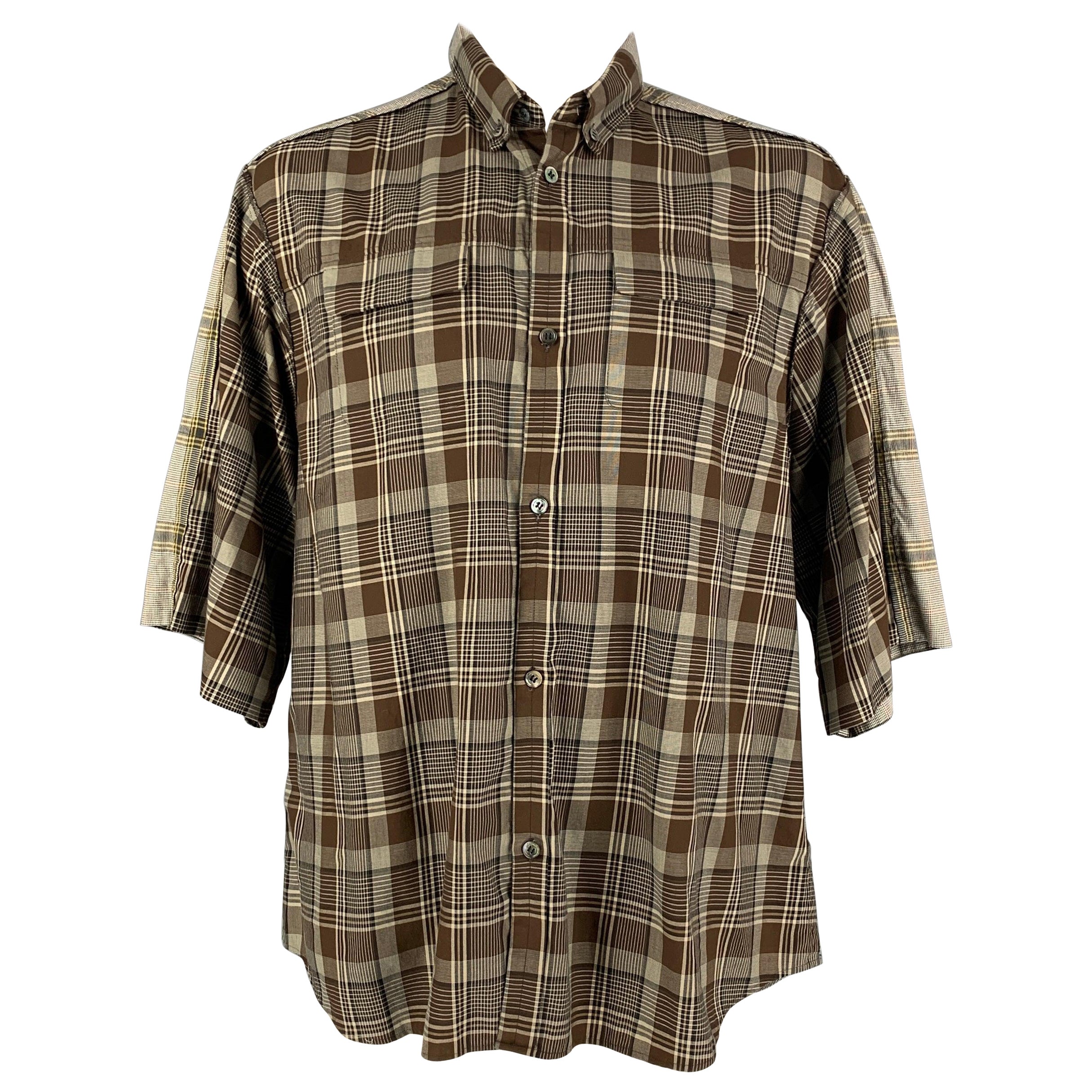 UNDERCOVER Taille XL Chemise à manches courtes en coton à coutures inversées Brown & Olive en vente