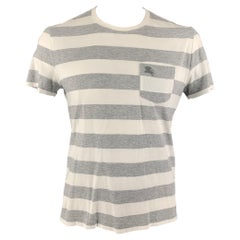 BURBERRY - T-shirt à col ras du cou en coton à rayures blanches et grises, taille L