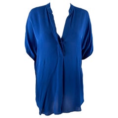 VINCE Taglia M Top casual in seta blu a maniche corte