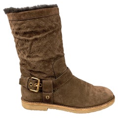 LOUIS VUITTON Size 7 Brown Suede Logo Pull On Boots