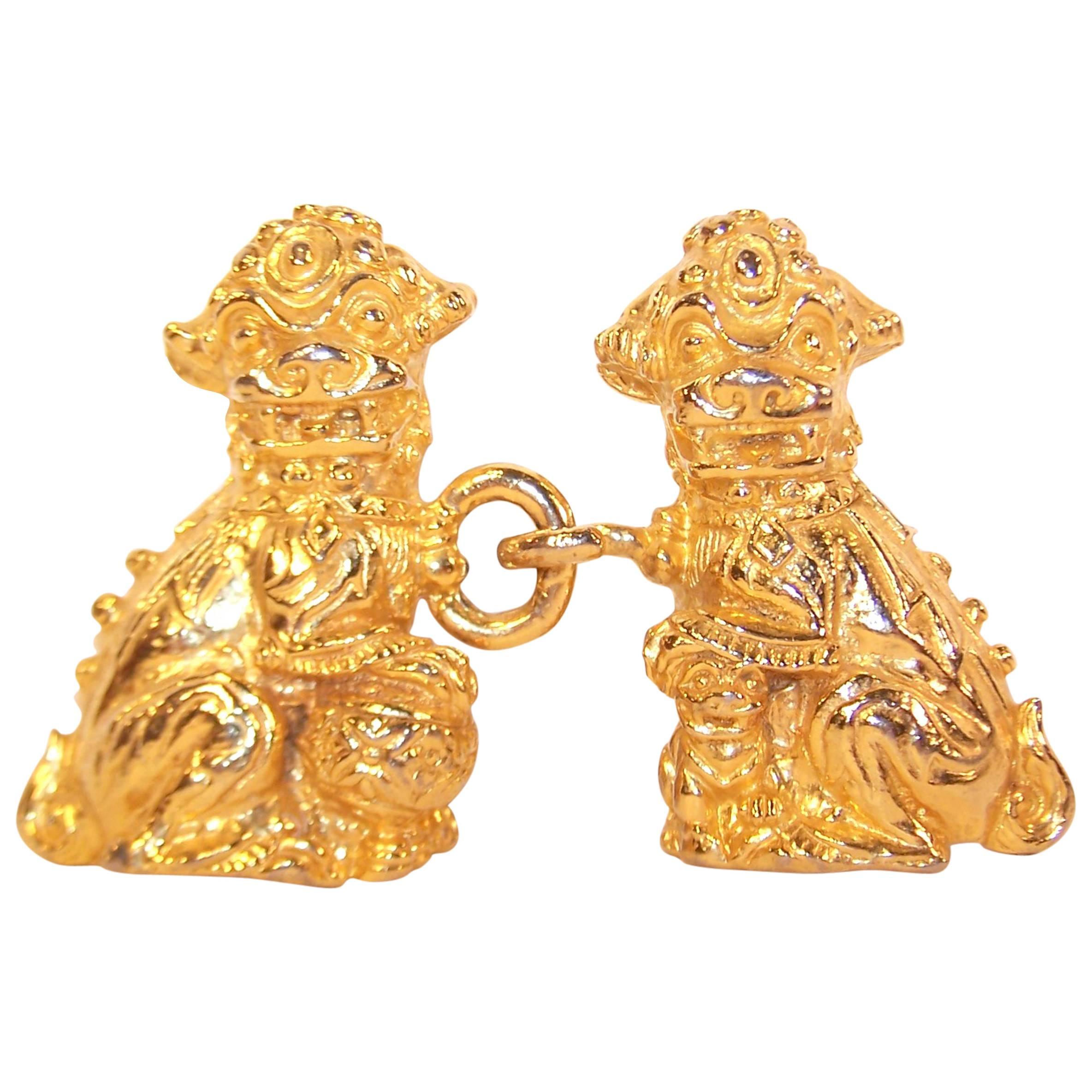 Exotic C.1970 Mimi di N Golden Foo Dog Belt Buckles