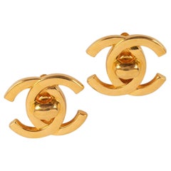 Chanel Turn-Lock Design Golden Metal Clip-on Earrings, 1995