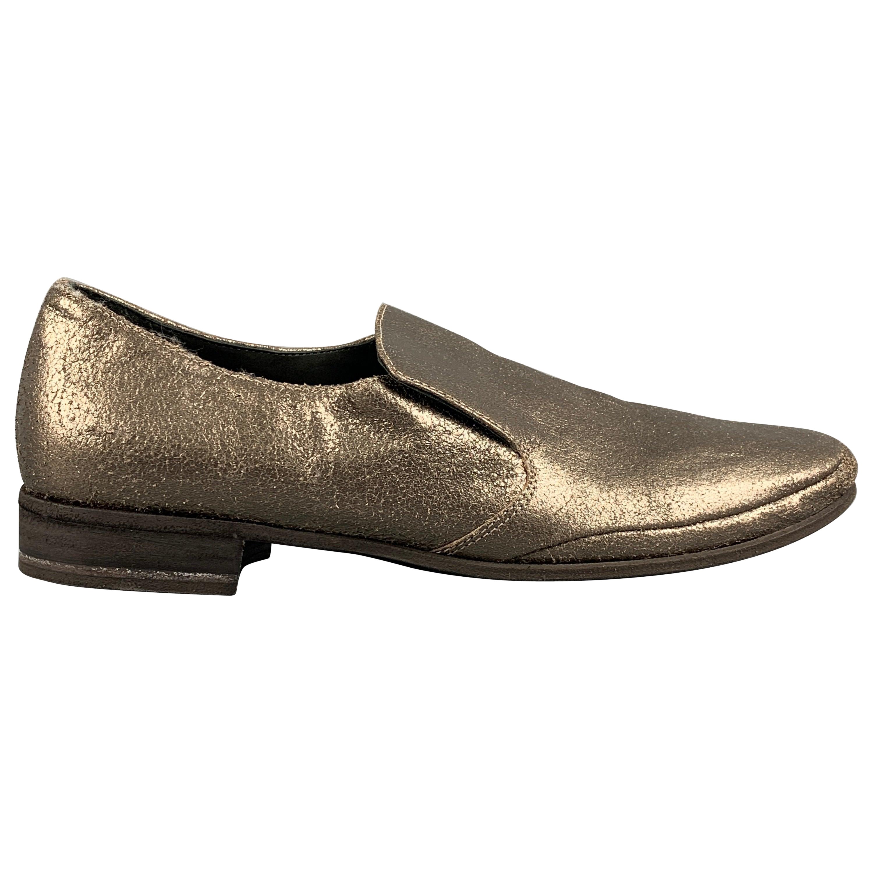 BRUNELLO CUCINELLI Size 7 Silver Leather Crackled Loafer Flats For Sale