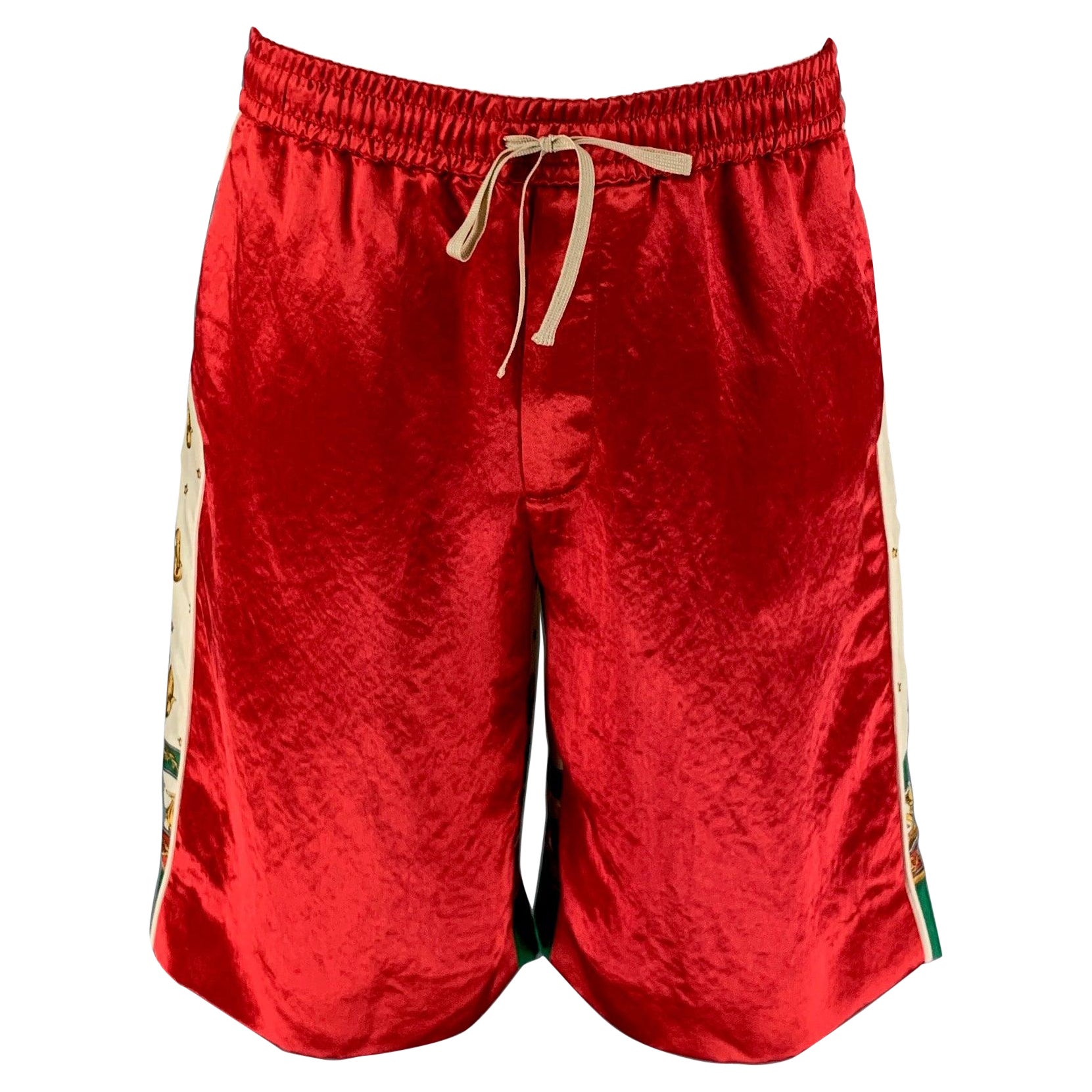 GUCCI 2019 Size 30 Red Beige Graphic Acetate Shorts For Sale
