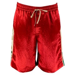 GUCCI 2019 Size 30 Red Beige Graphic Acetate Shorts