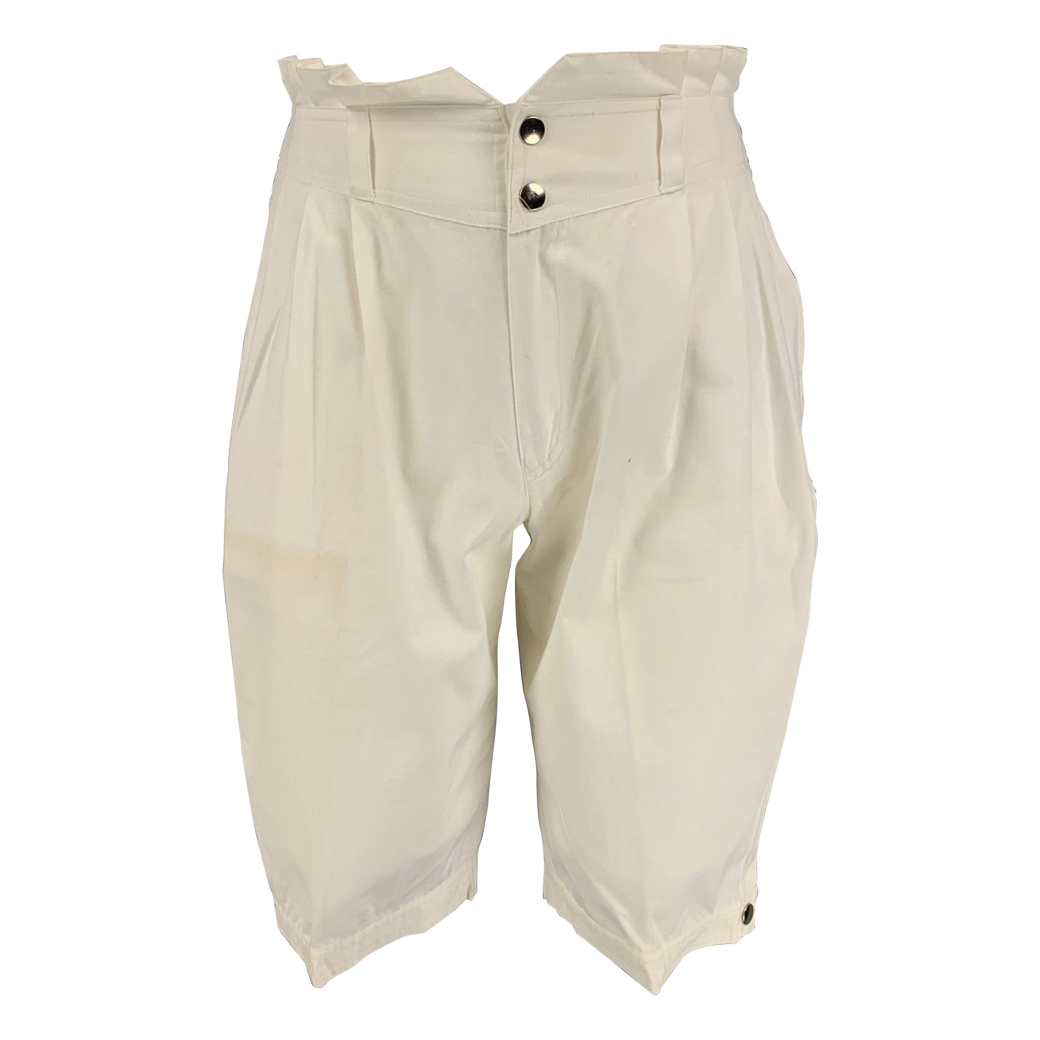 Vintage KANSAI YAMAMOTO Size 28 White Pleated Cotton High Waisted Shorts For Sale