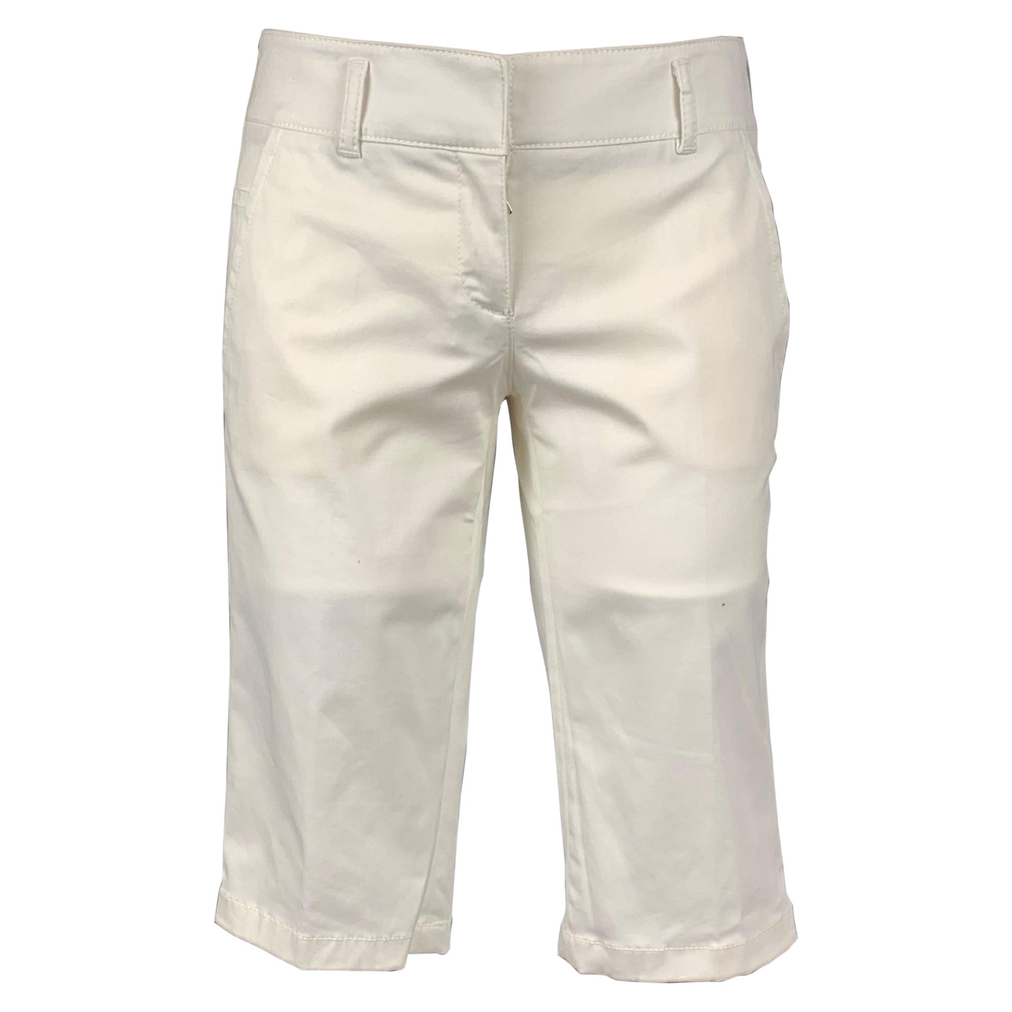 PRADA Size 2 White Cotton Blend Bermuda Shorts For Sale