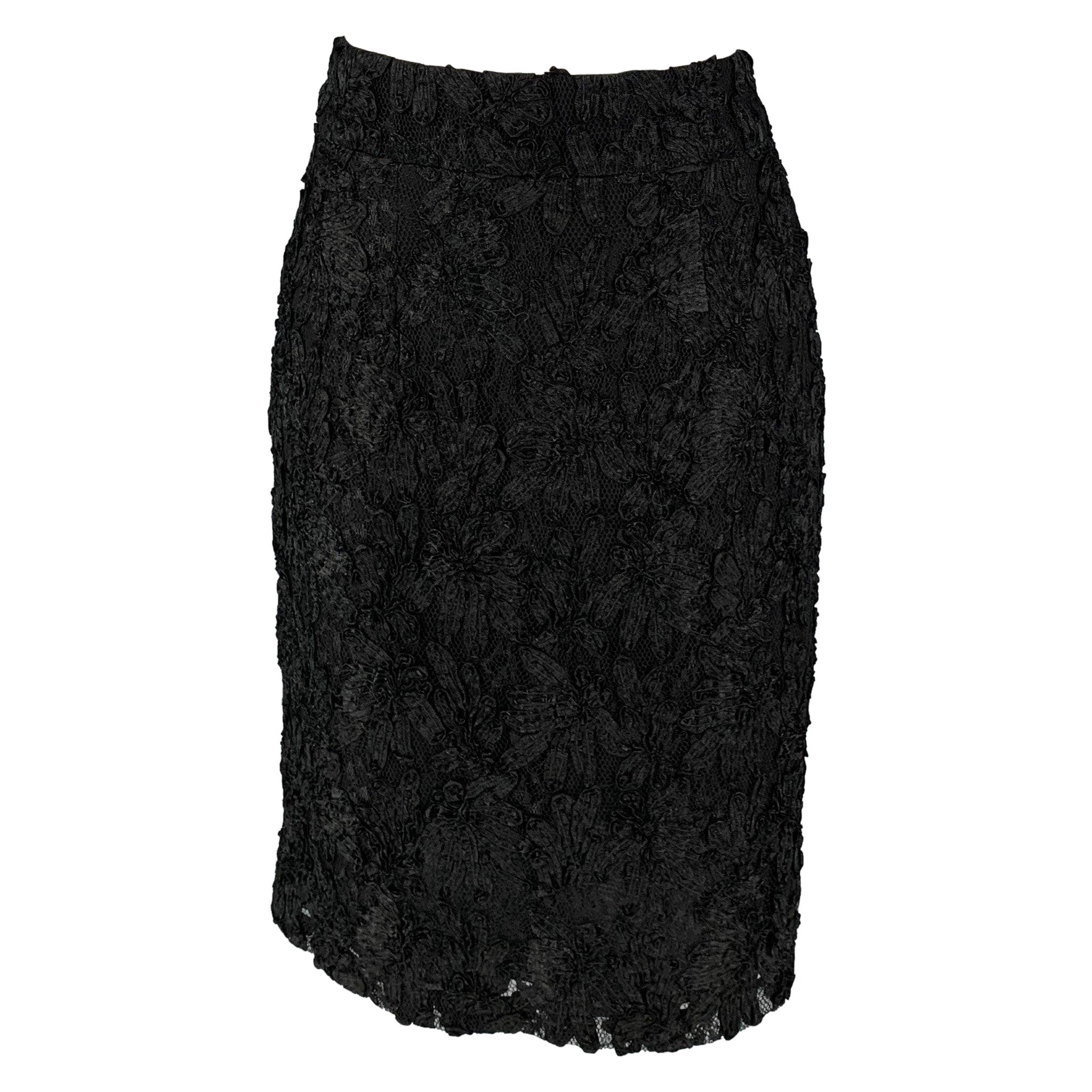 BURBERRY PRORSUM Size 6 Black Rayon Polyamide Guipure Pencil Skirt For Sale