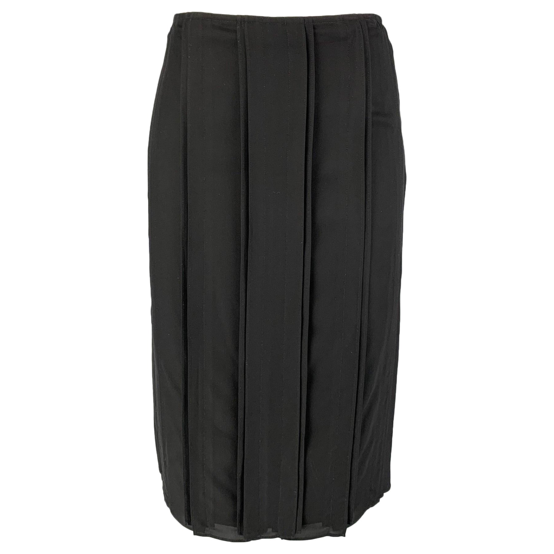 YVES SAINT LAURENT Size 4 Black Silk Pleated Pencil Skirt For Sale