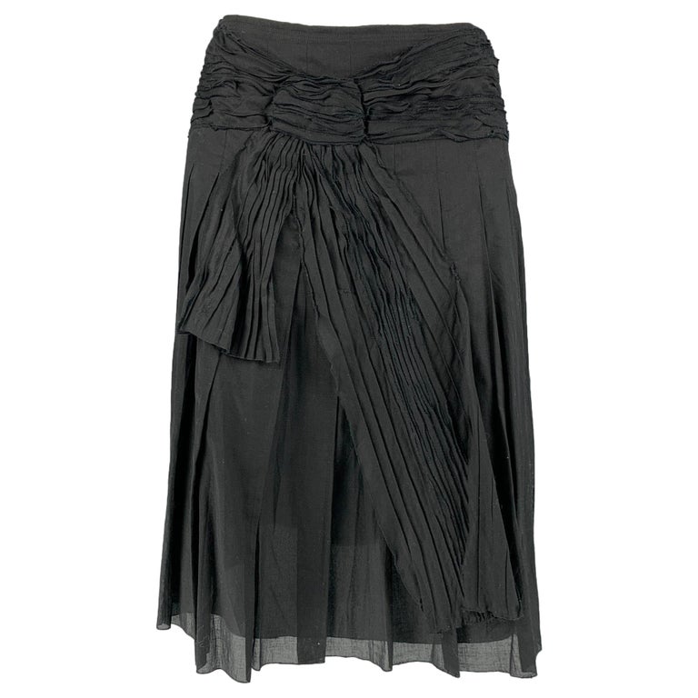 PRADA Size 2 Black Cotton Textured Pleated Skirt at 1stDibs 