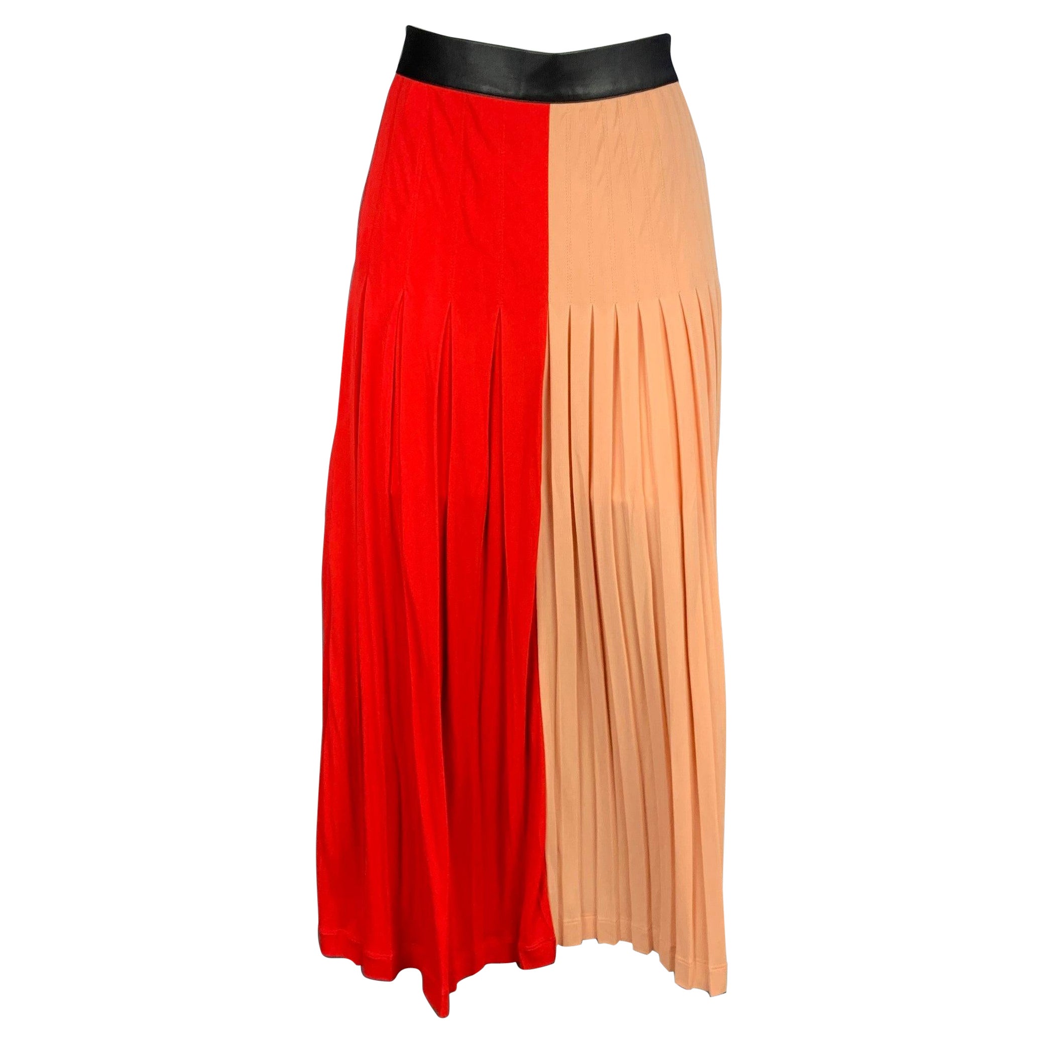 GIVENCHY Pre-Fall 2018 Size 6 Red & Pink Viscose/Polyester Midi Pleated Skirt For Sale