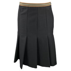 M Missoni Size 6 Black Twill Wool Pleated A-Line Skirt (jupe plissée en laine sergée)