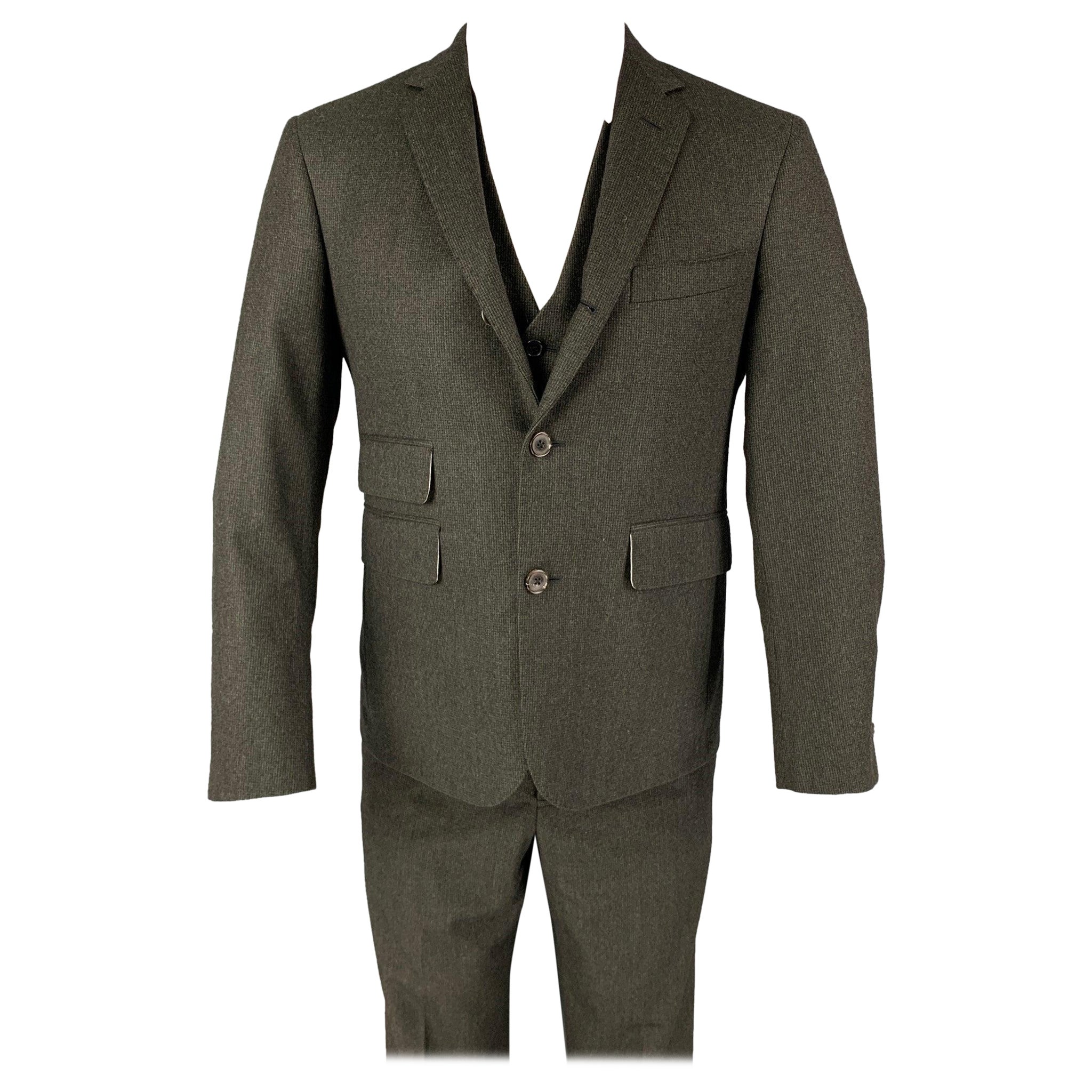 Black Fleece Taille 38 Gris Charcoal Grid Wool Notch Lapel 31 31 Suit en vente