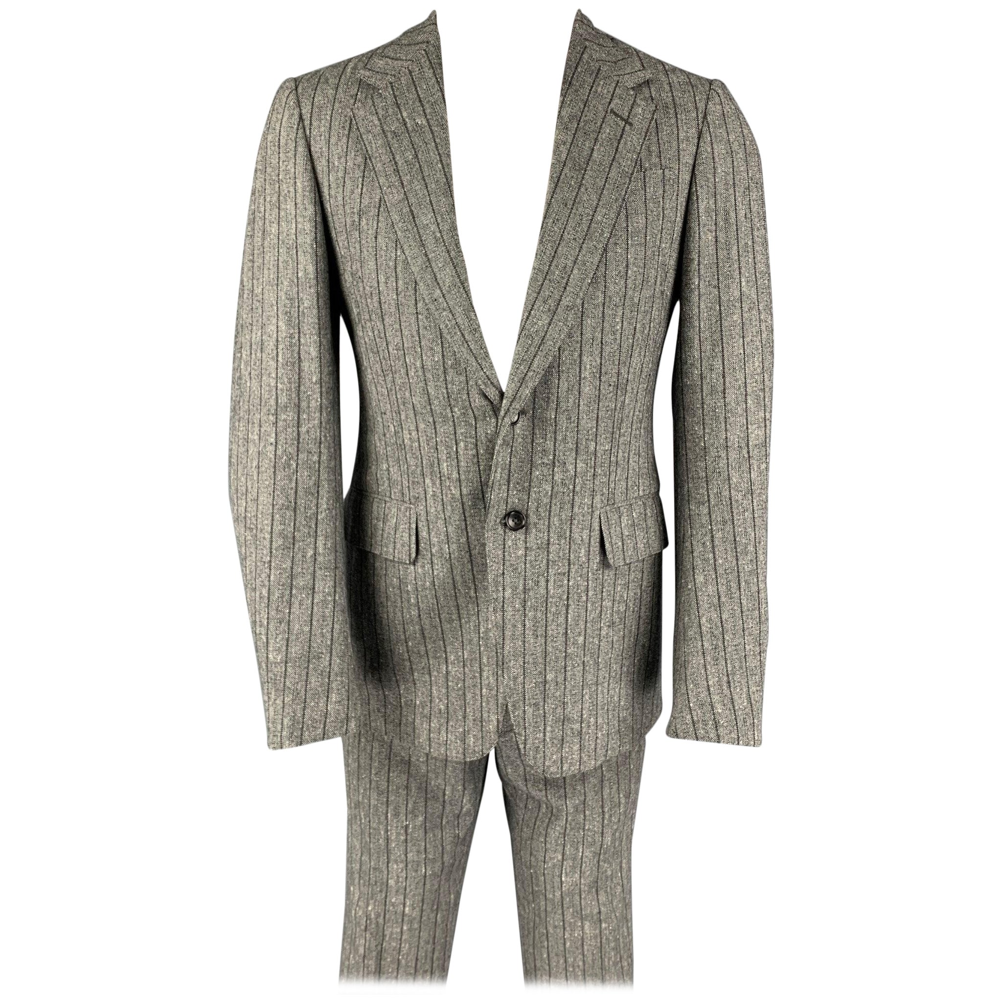 GUCCI Size 38 Grey Stripe Wool Blend Notch Lapel Suit For Sale