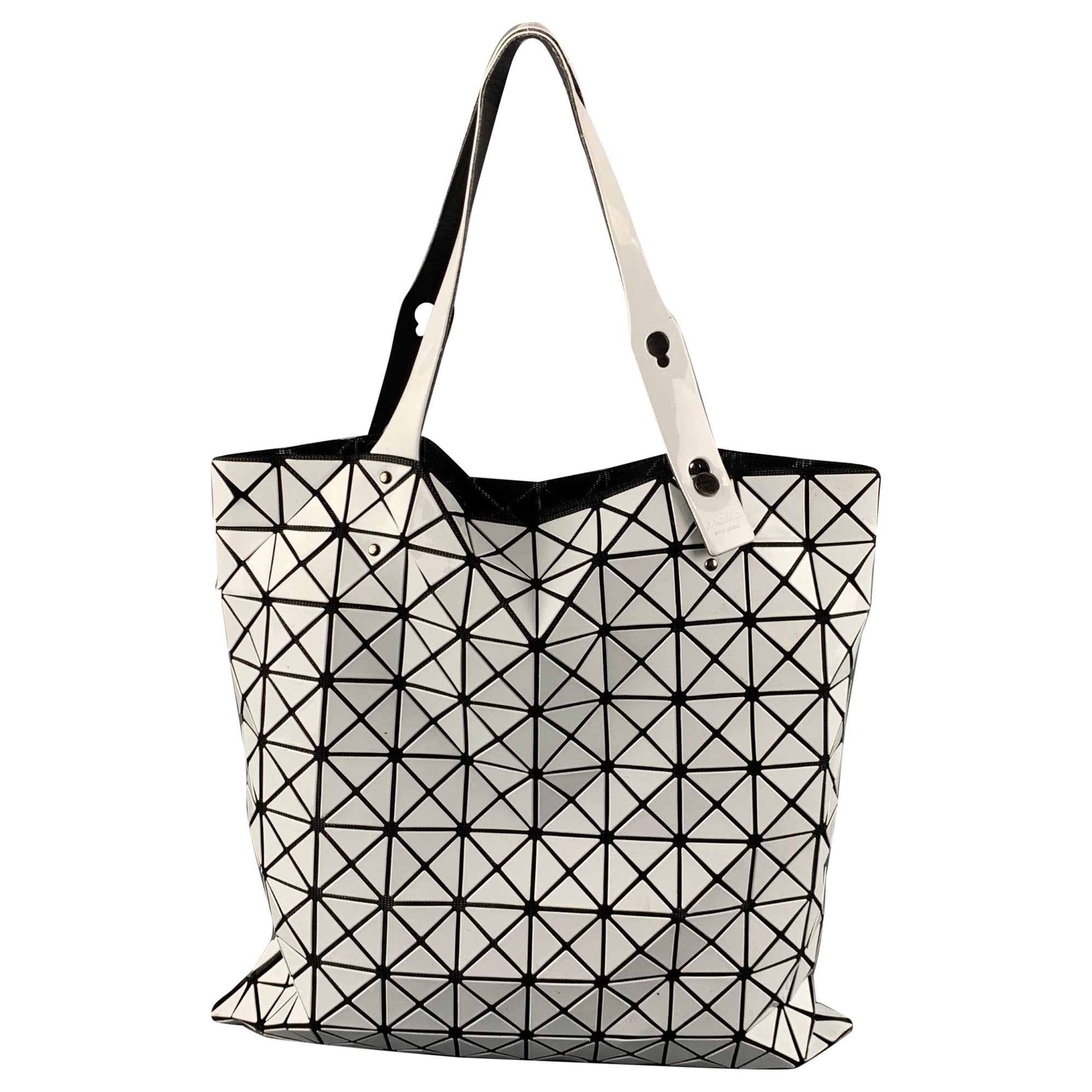 ISSEY MIYAKE White Black Triangle PVC Tote Handbag & Leather Goods For Sale