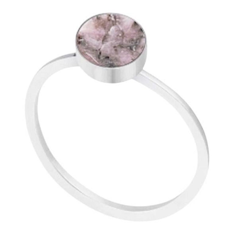 Bague en argent sterling de couleur rose avec pierre naturelle de taille 8 en vente